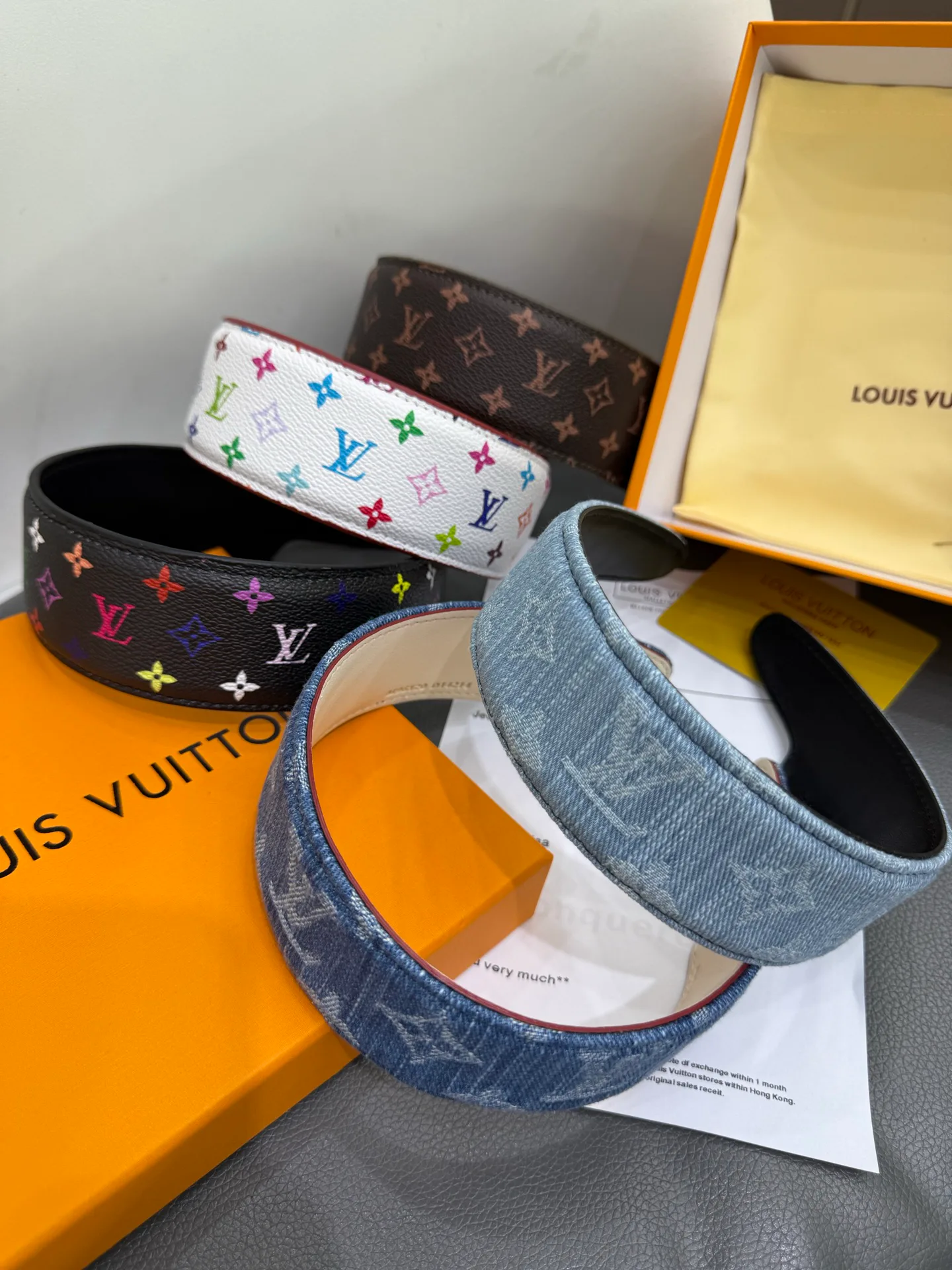 Головные Уборы Louis Vuitton 1703400