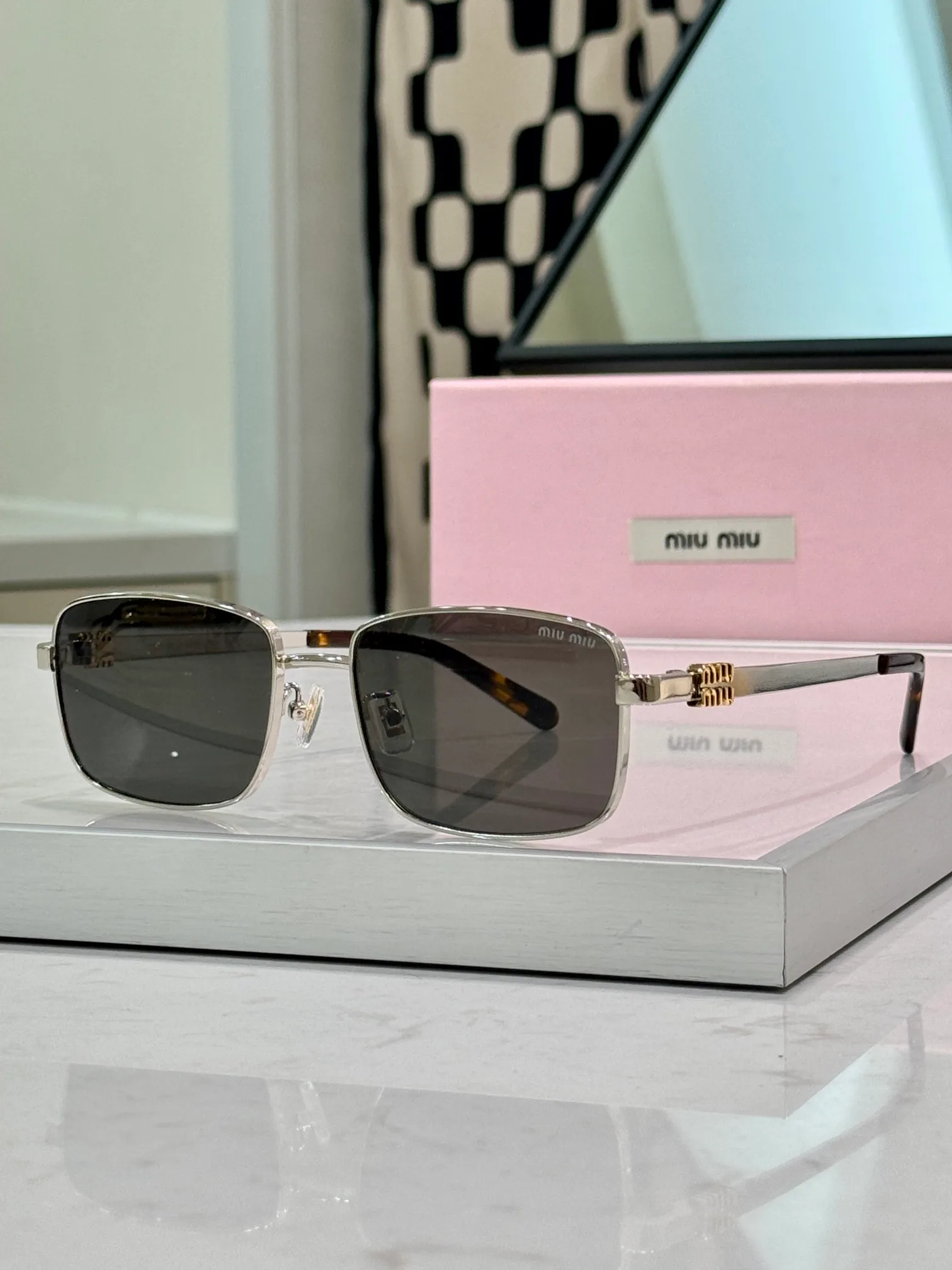 Очки Miu Miu 12959410