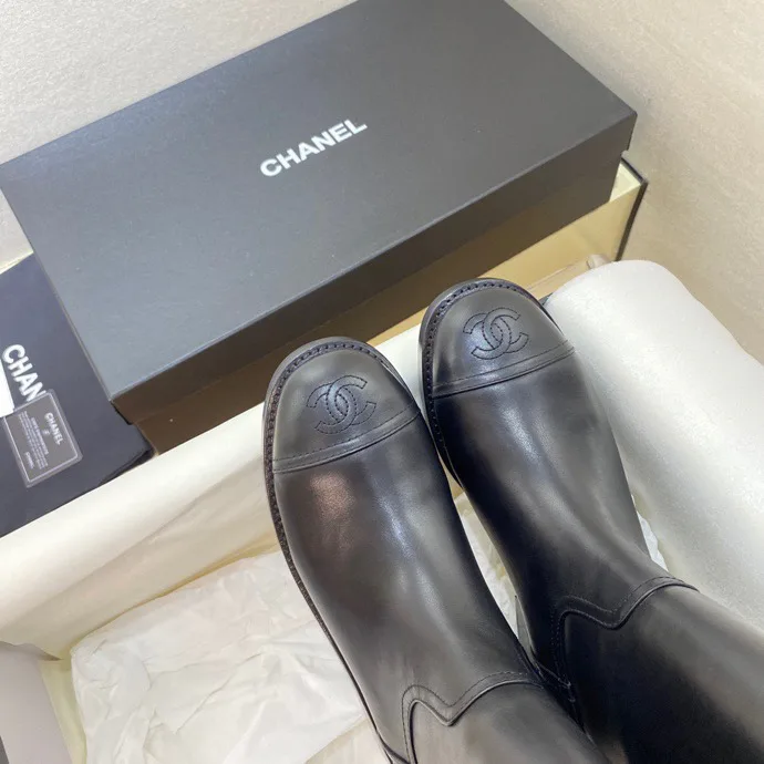 Сапоги Женские Chanel 18198235