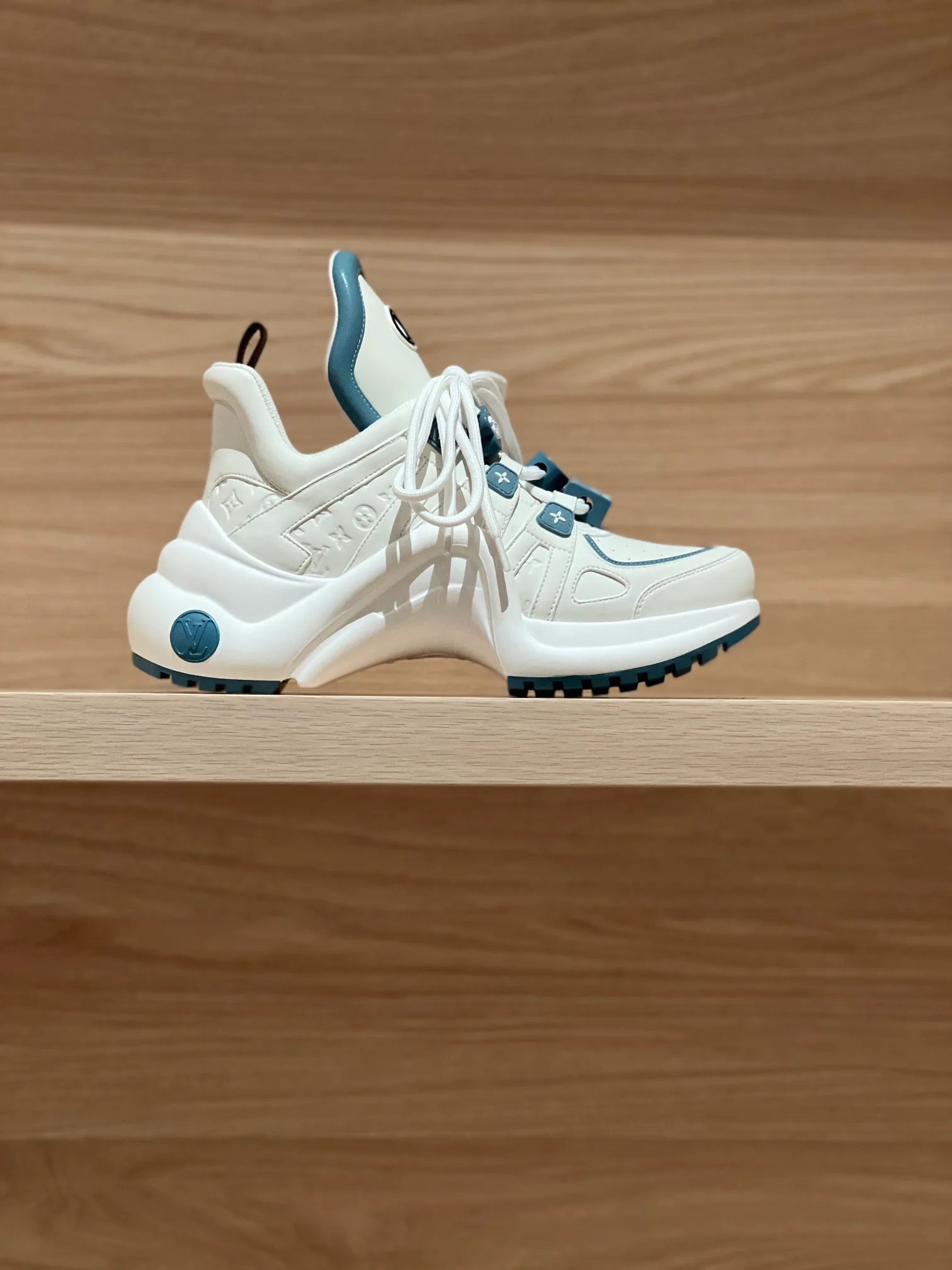 Кроссовки Женские Louis Vuitton 371390