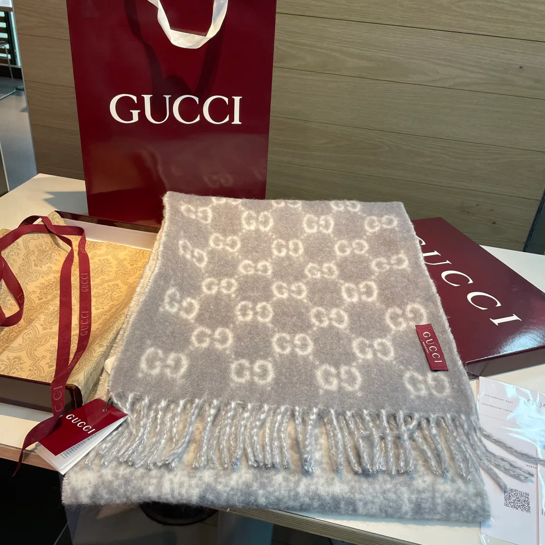 Шарфы Gucci 5073835