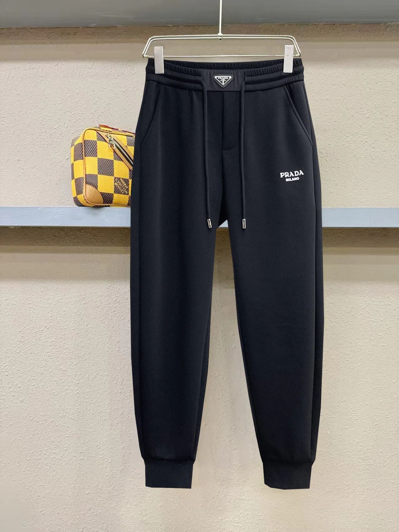 Брюки Мужские Prada 11139978