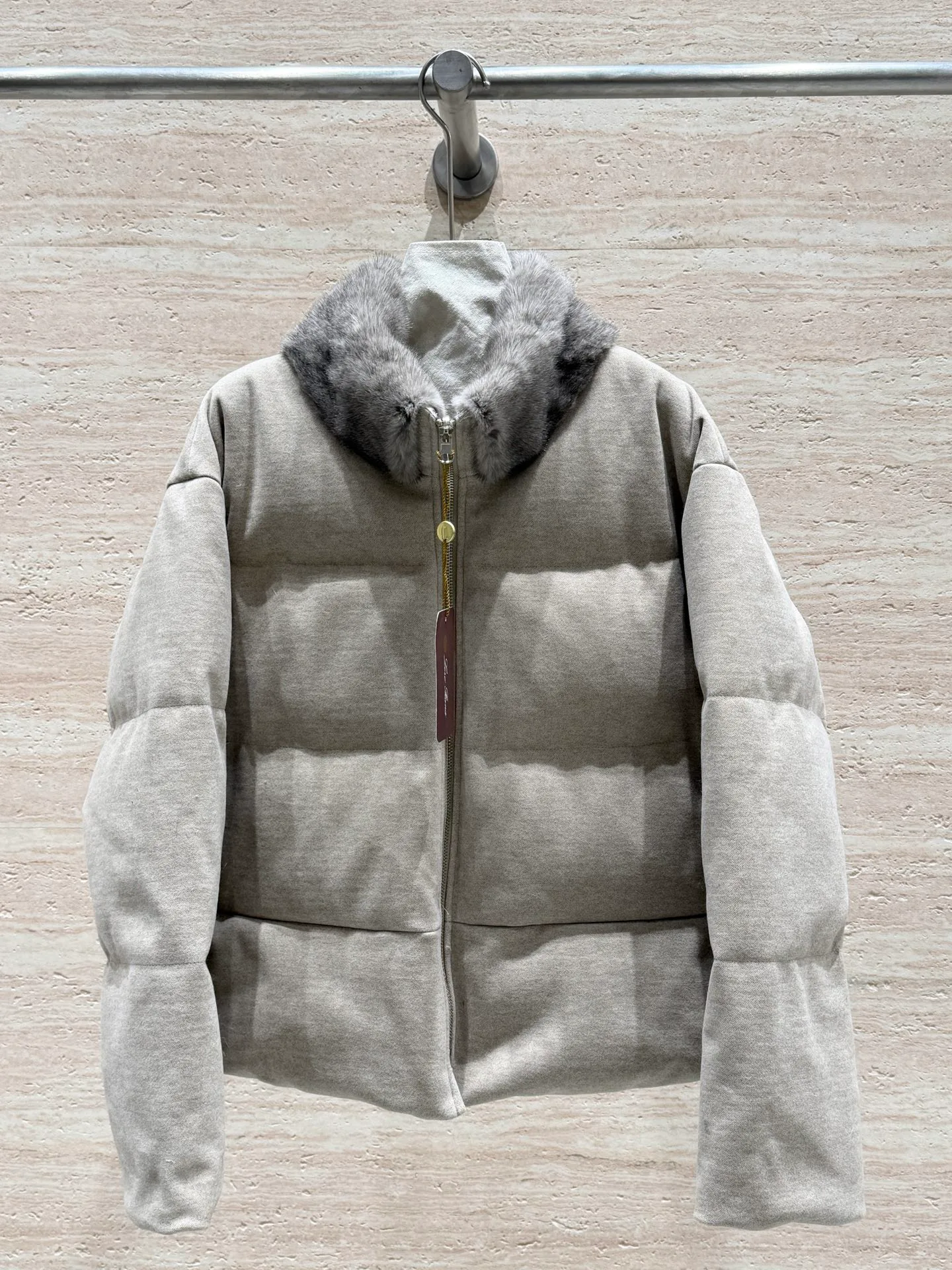 Куртки И Пуховики Женские Loro Piana 662183