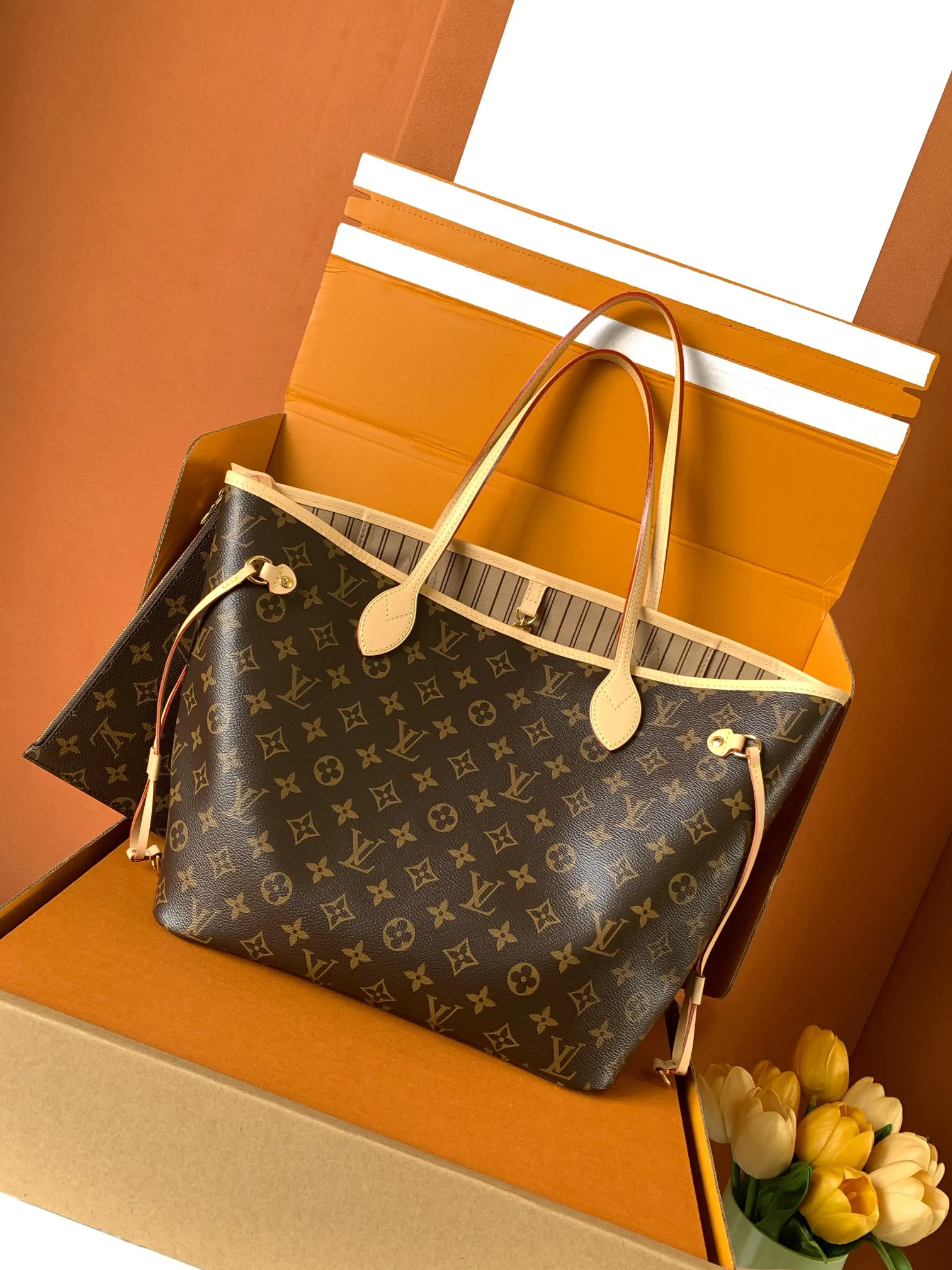 Классические Сумки Женские Louis Vuitton 18156580