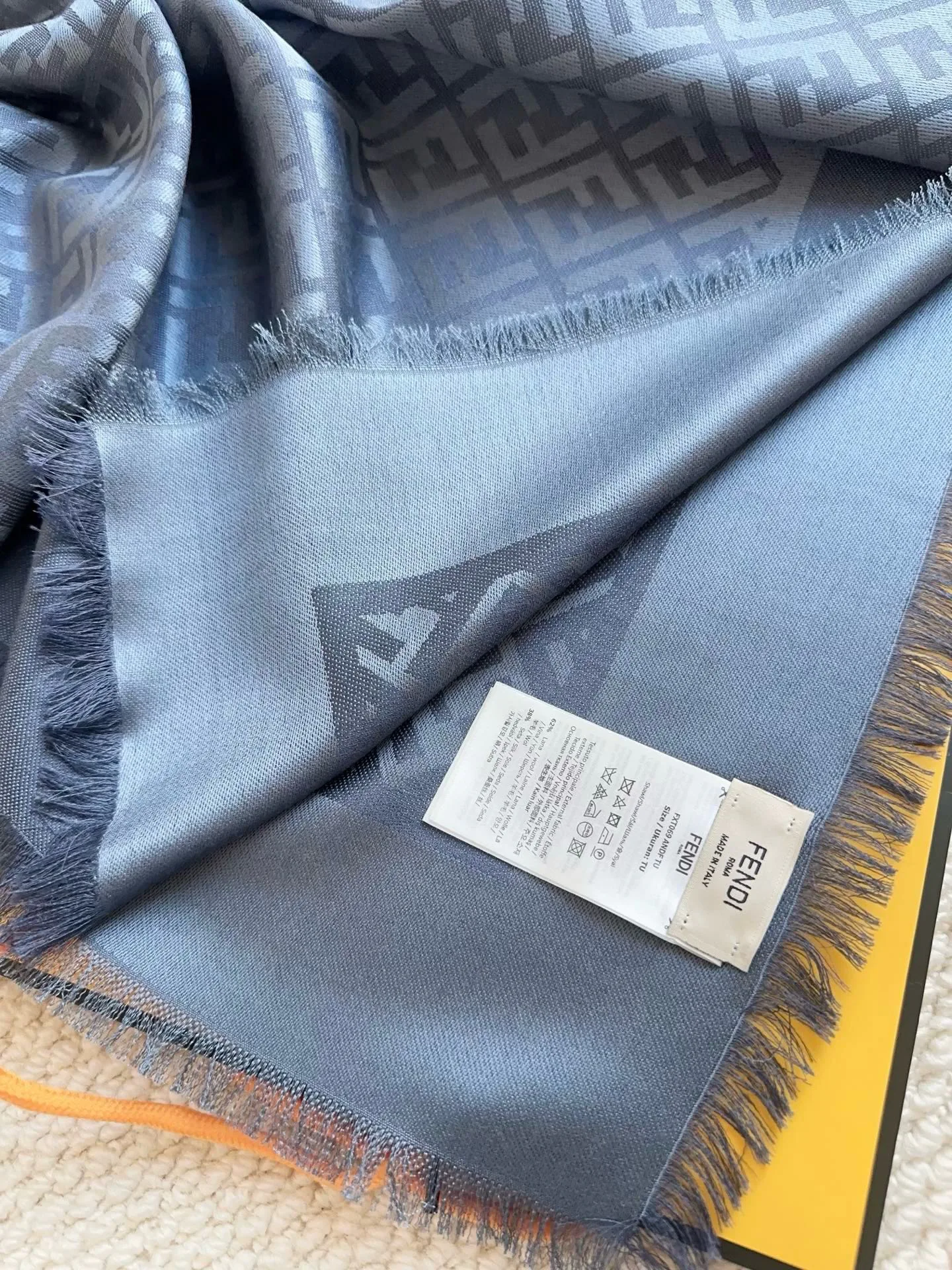 Шарфы Fendi 17864096