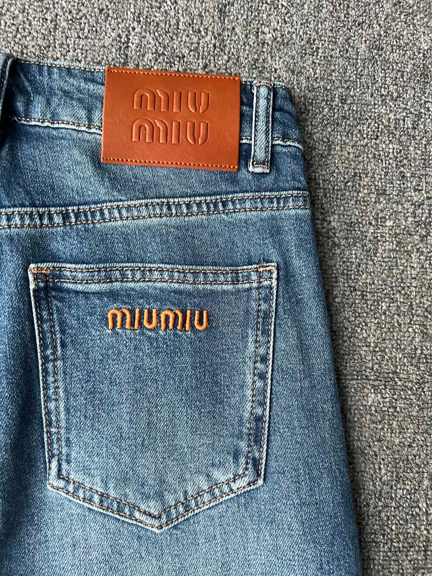 Джинсы Женские Miu Miu 11021509