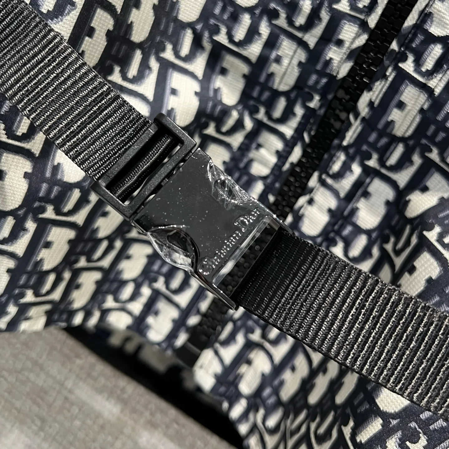 Куртки И Пуховики Женские Christian Dior 4728438