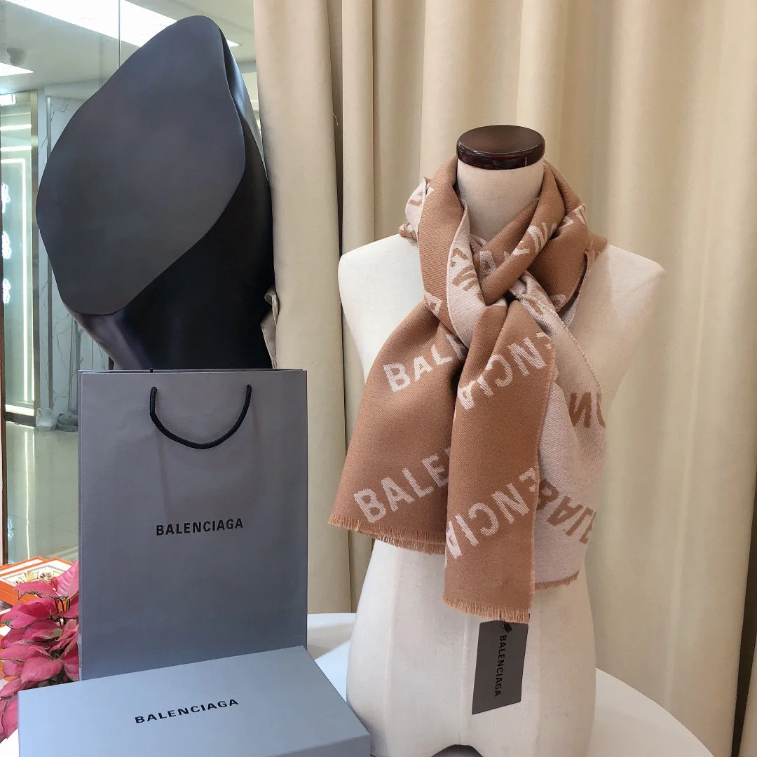Шарфы Balenciaga 1383326