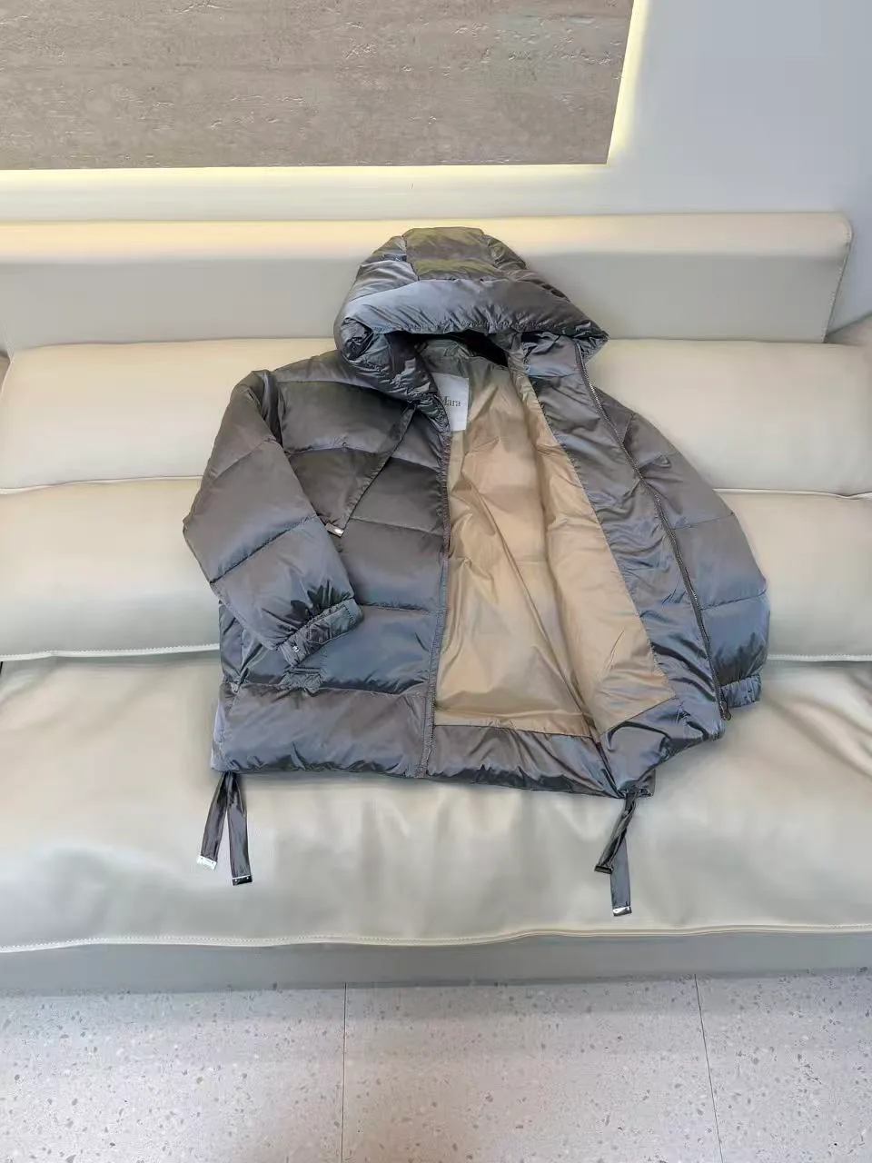 Куртки И Пуховики Женские Max Mara 17926128
