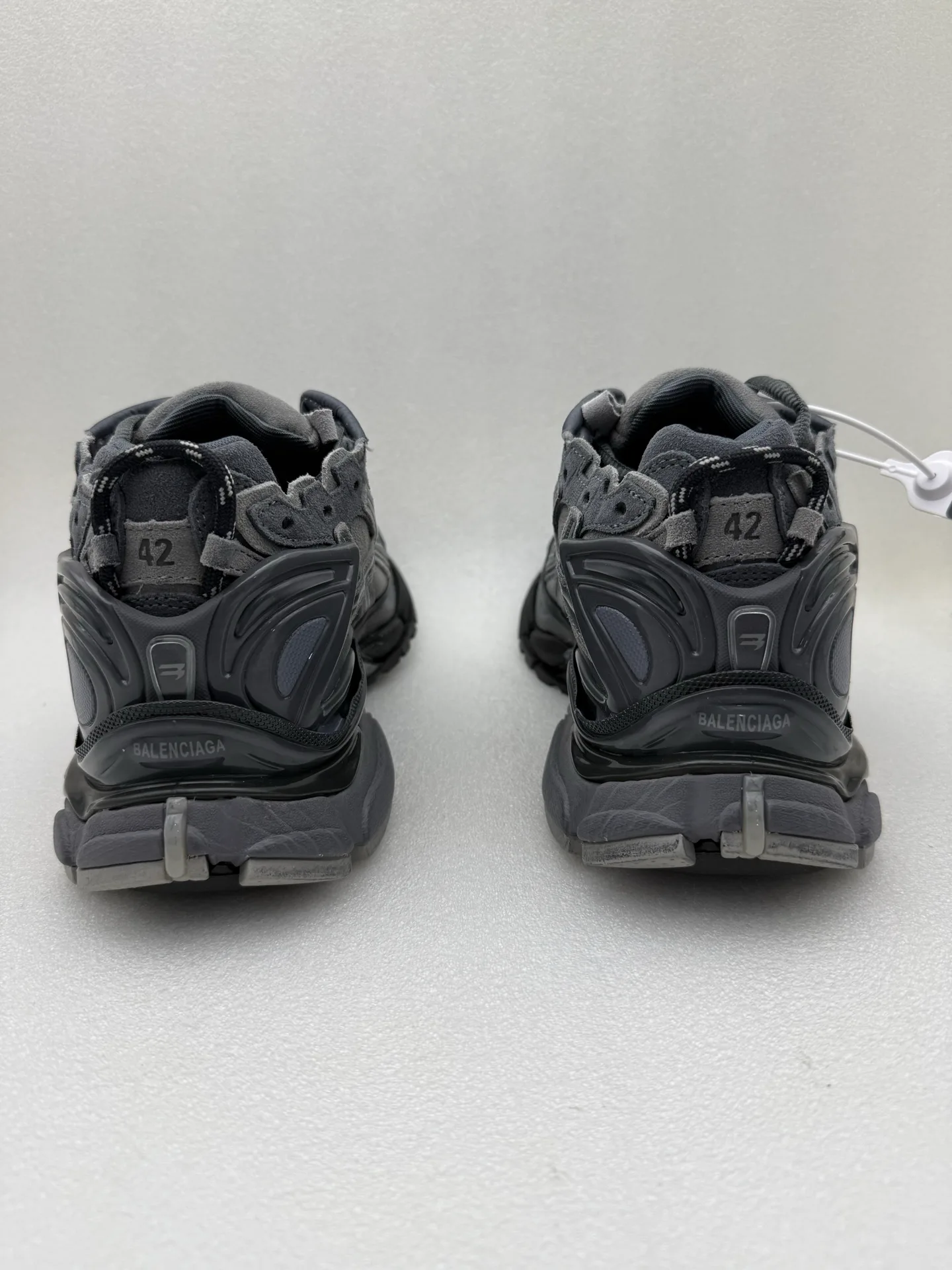 Кроссовки Женские Balenciaga 18589196