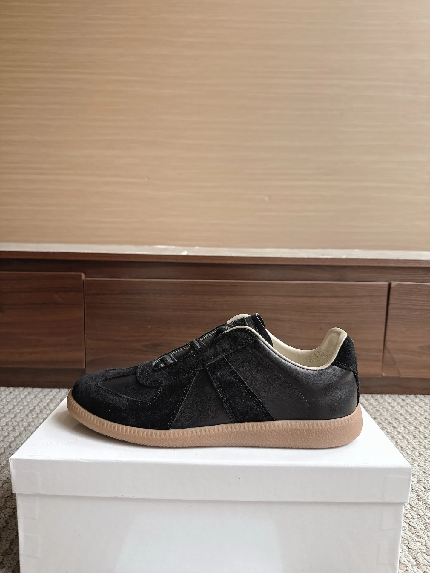Кроссовки Женские Maison Margiela 17607659