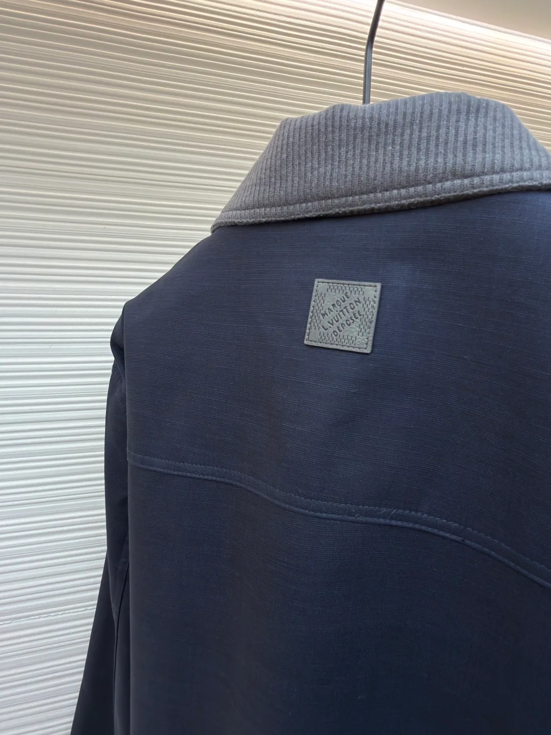 Куртки И Пуховики Мужские Louis Vuitton 18209772