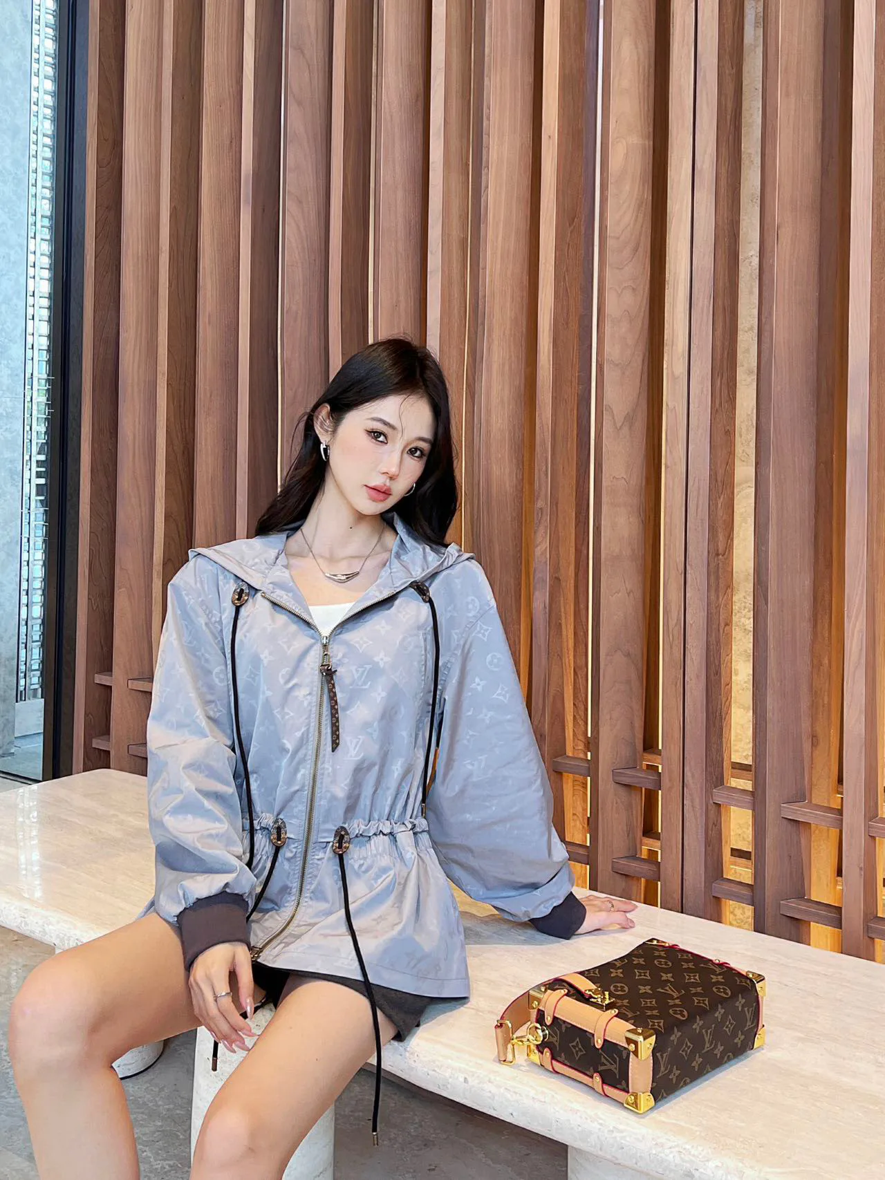 Куртки И Пуховики Женские Louis Vuitton 6634