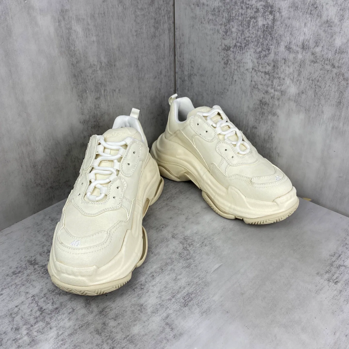Кроссовки Женские Balenciaga 11216251