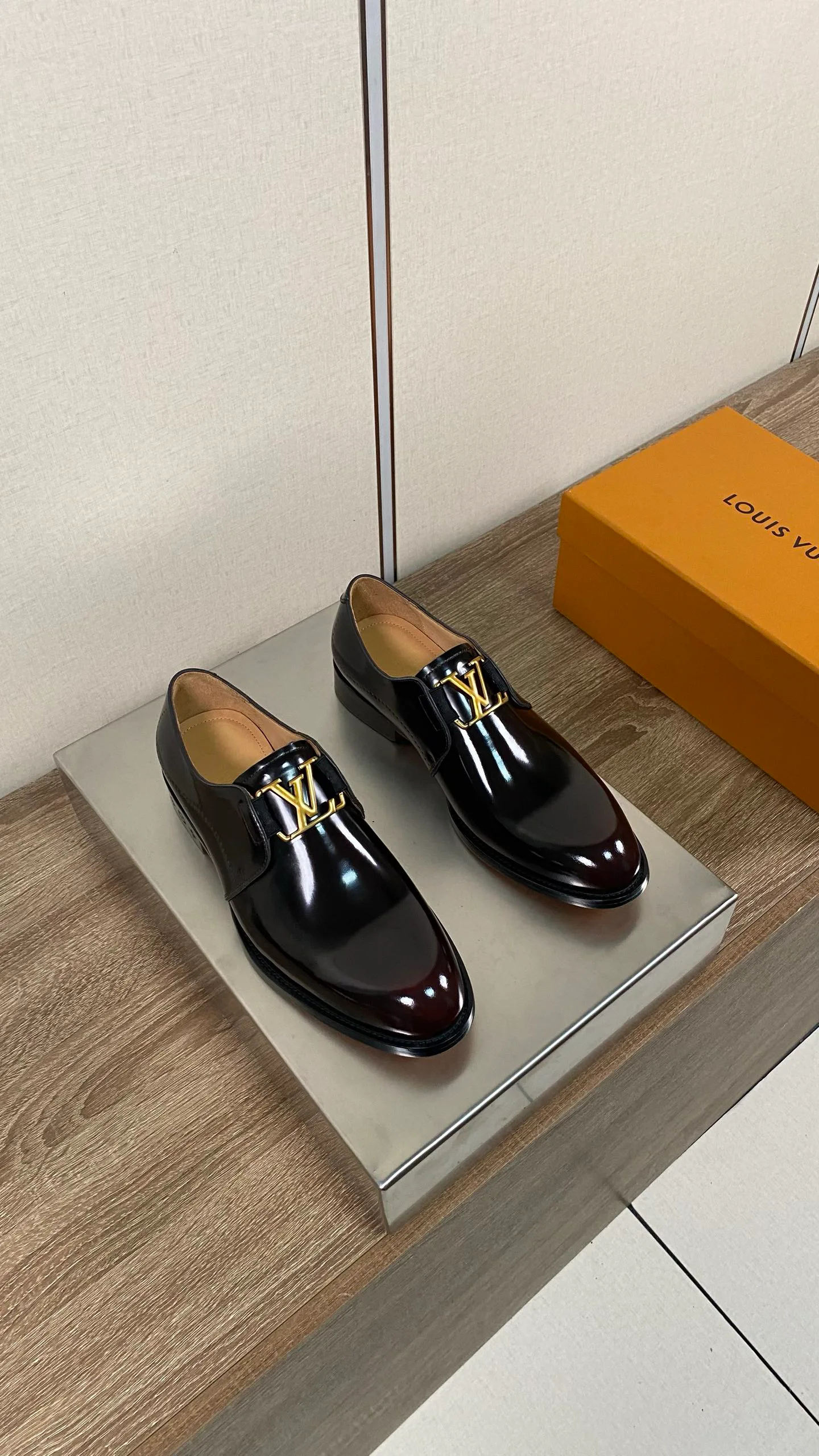 Лоферы И Туфли Мужские Louis Vuitton 18078686