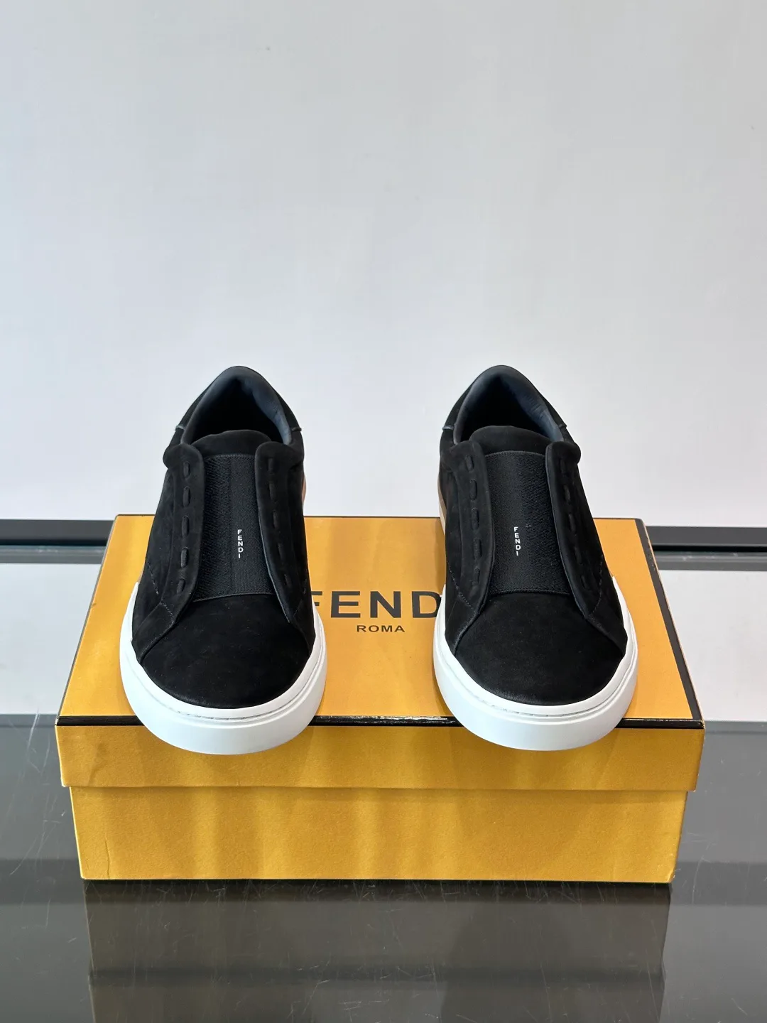 Кроссовки Мужские Fendi 17466859