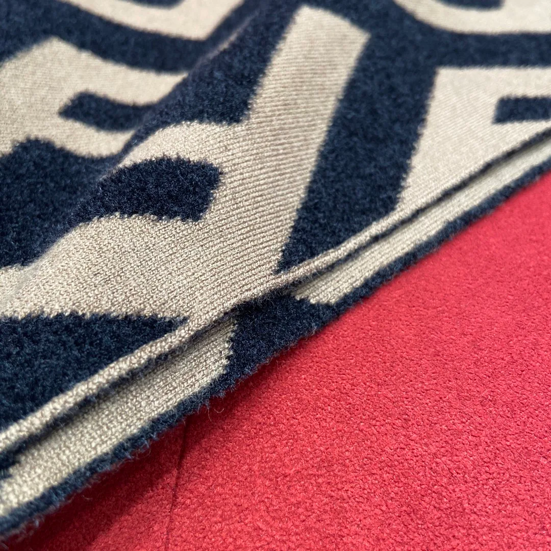 Шарфы Fendi 1255652