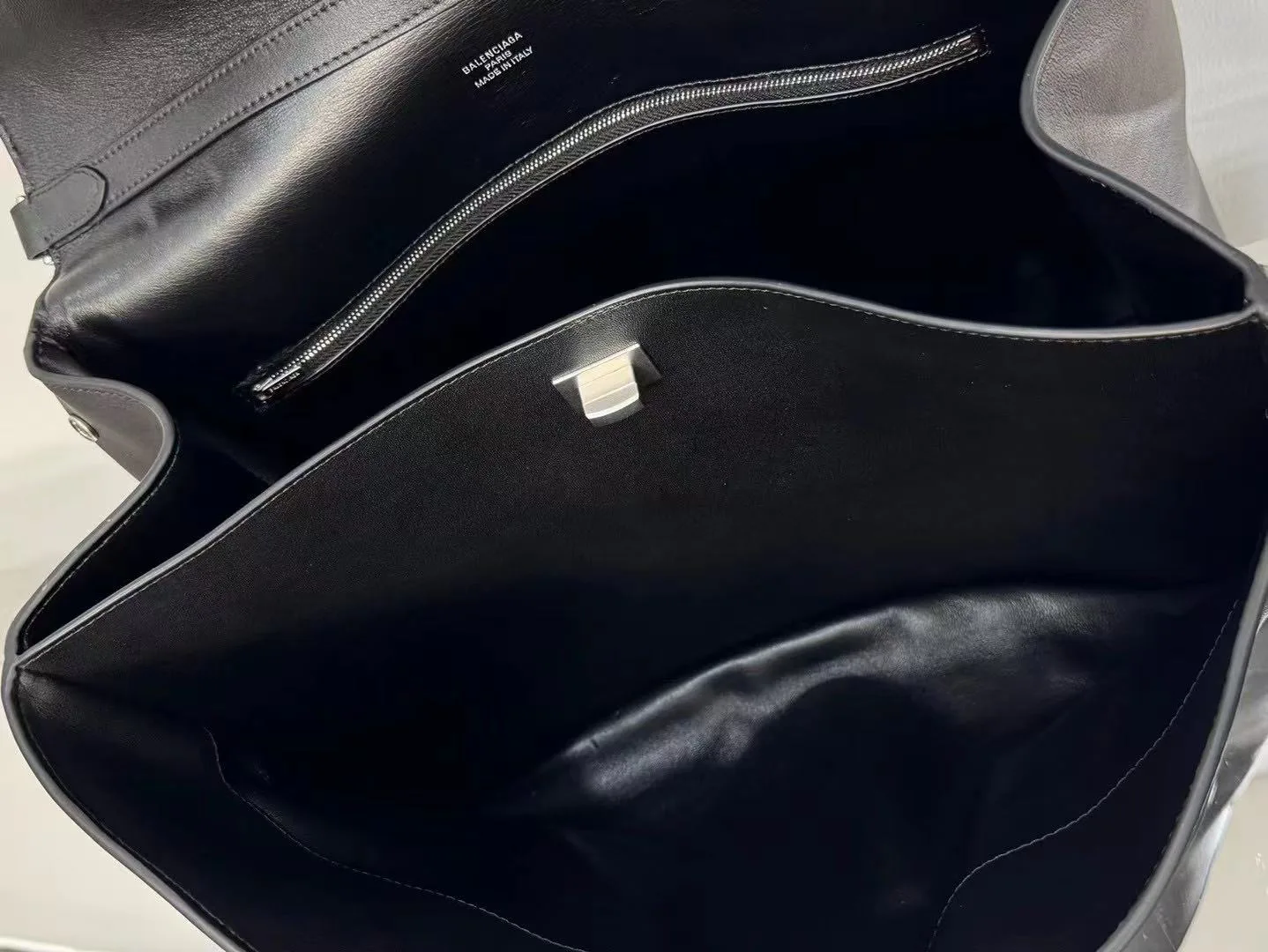 Деловые Сумки Мужские Balenciaga 1256739
