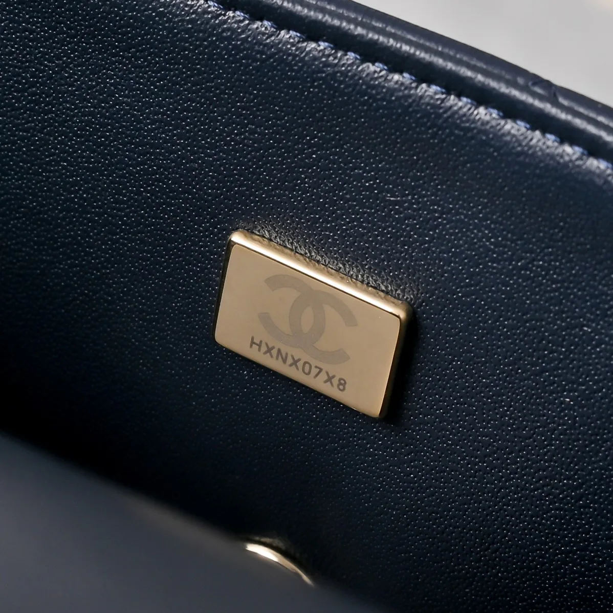 Классические Сумки Женские Chanel 18207678