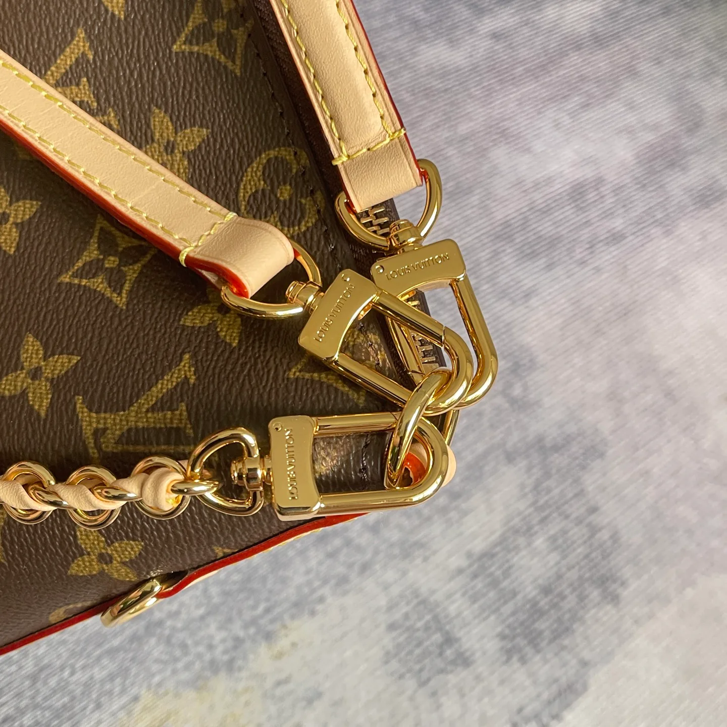 Классические Сумки Женские Louis Vuitton 11545827