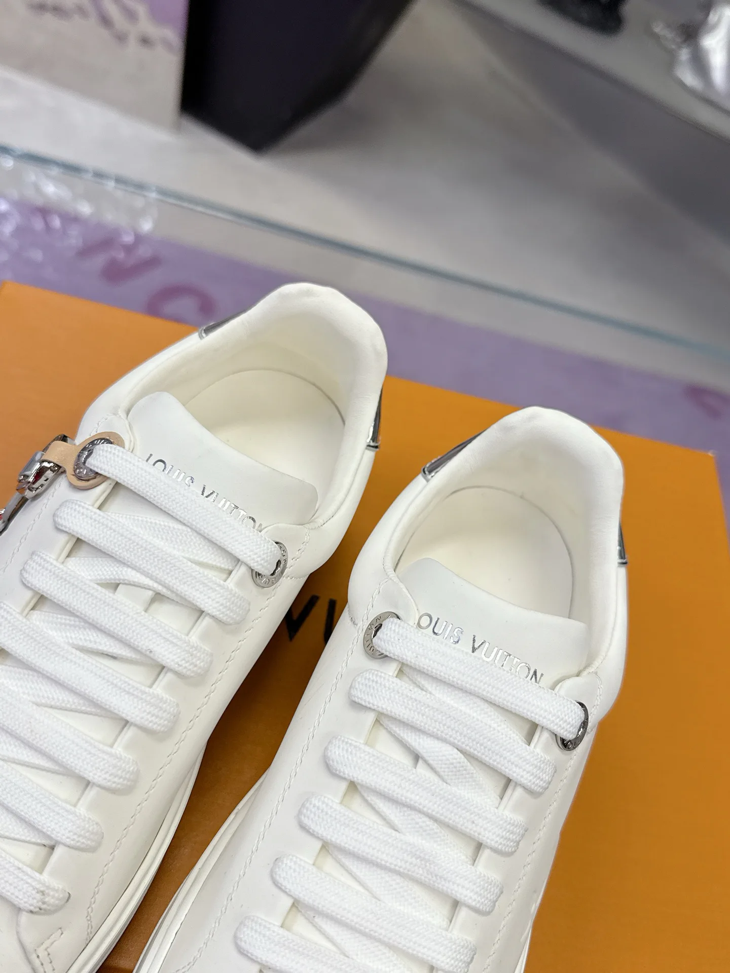Кеды Женские Louis Vuitton 11674124