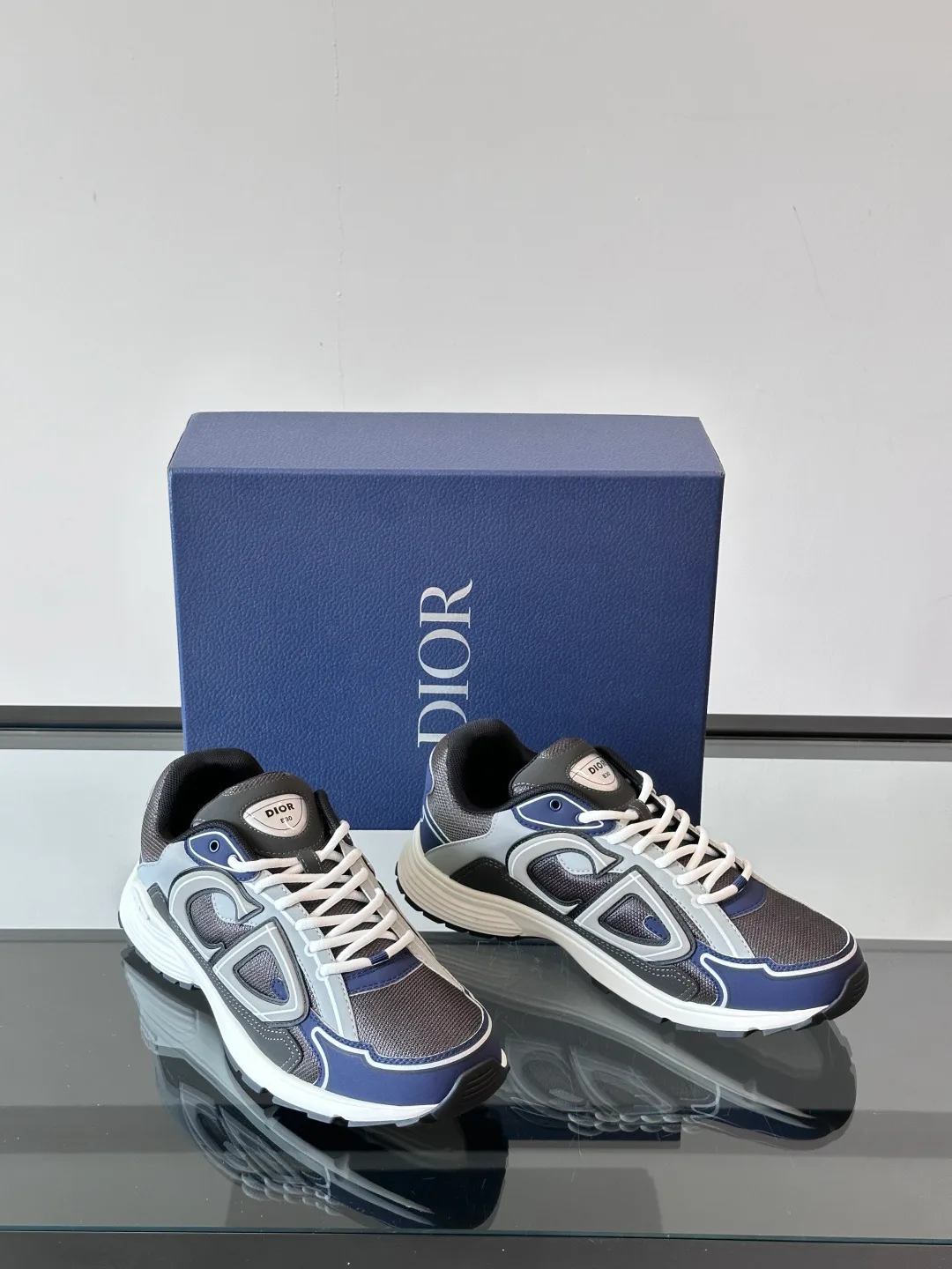 Кроссовки Мужские Christian Dior 13207376