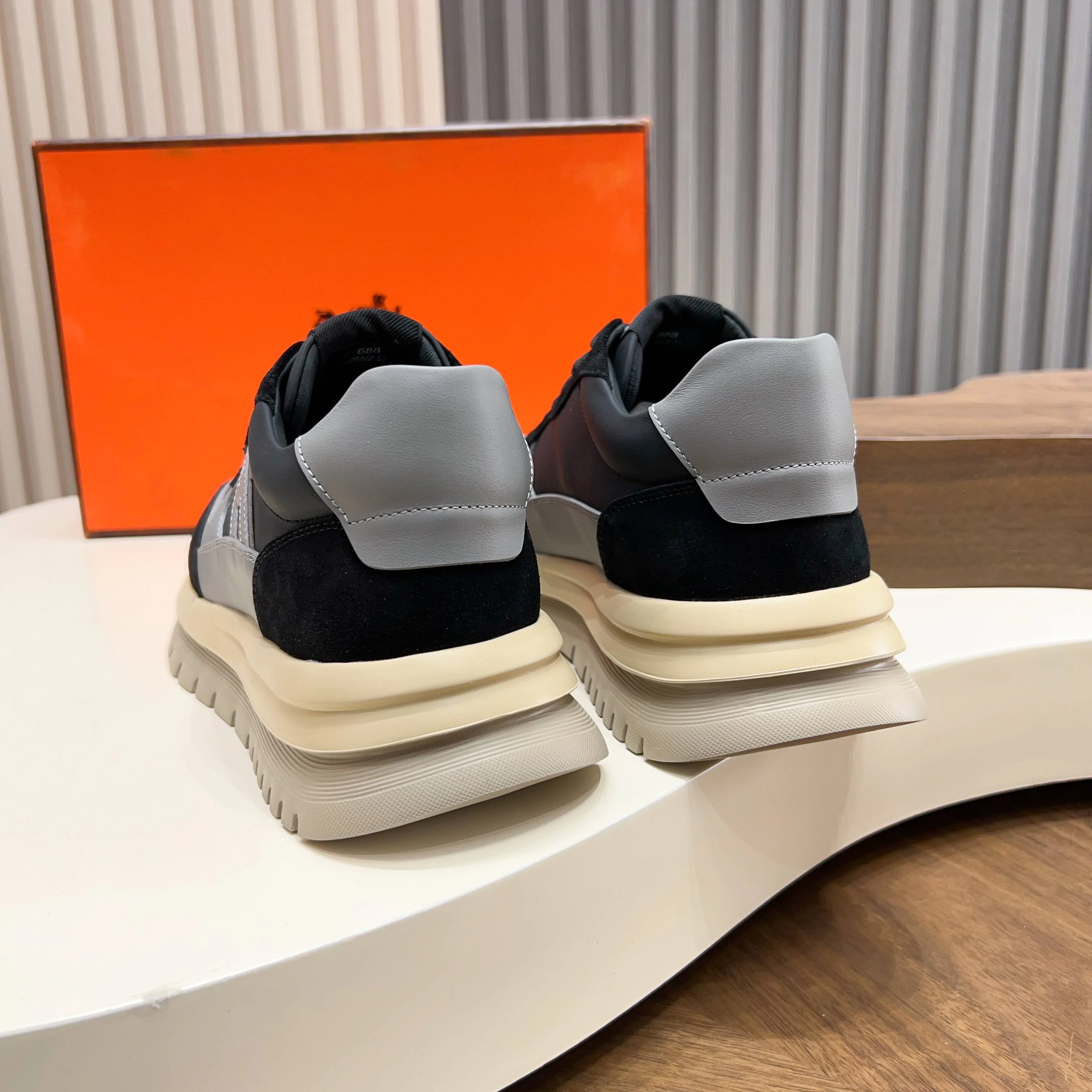 Кроссовки Мужские Hermes 2314122