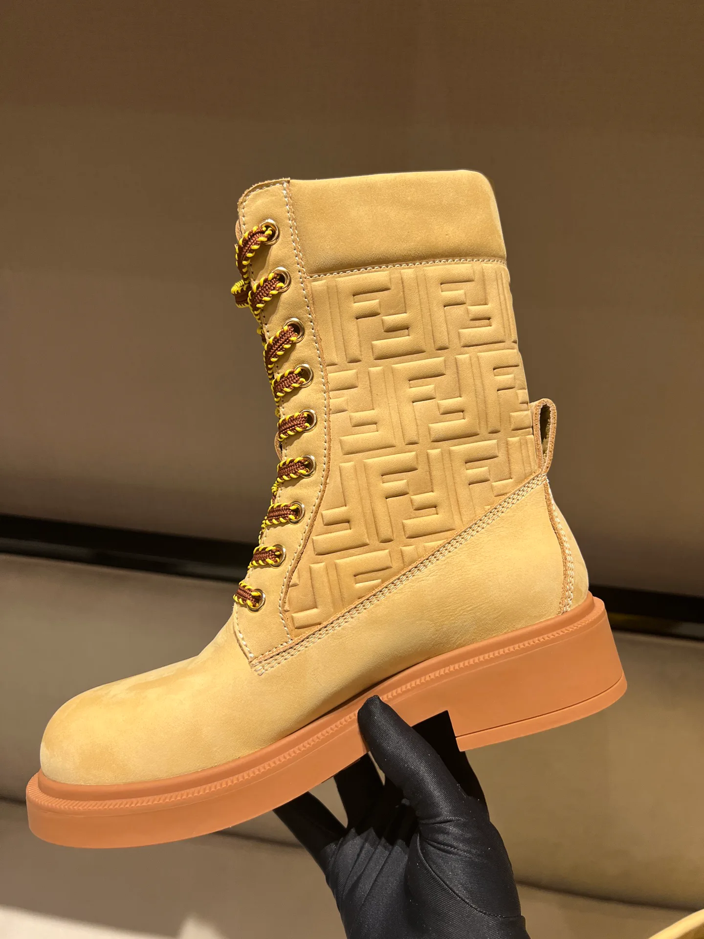 Ботинки Женские Fendi 1022388