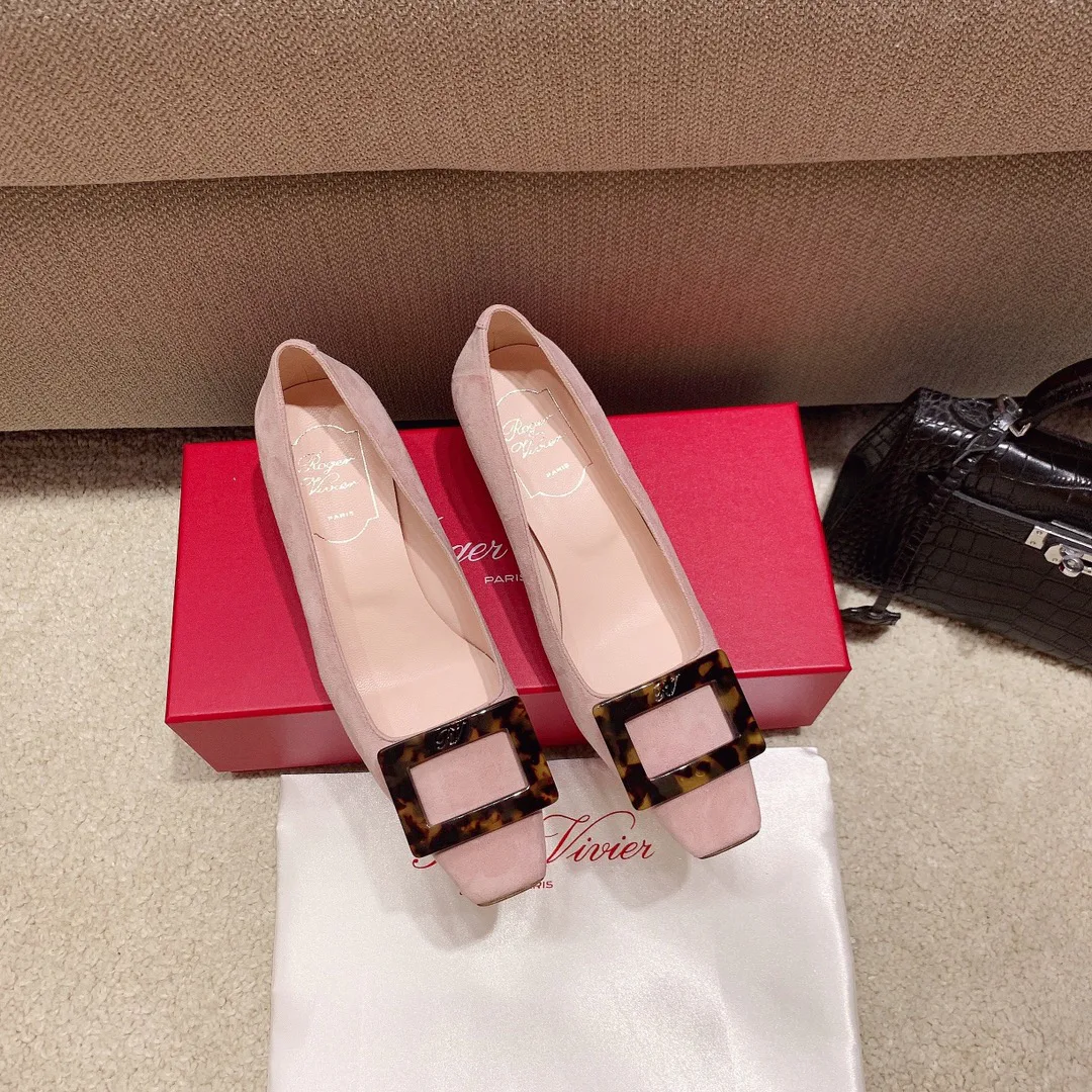 Туфли Женские Roger Vivier 17550729