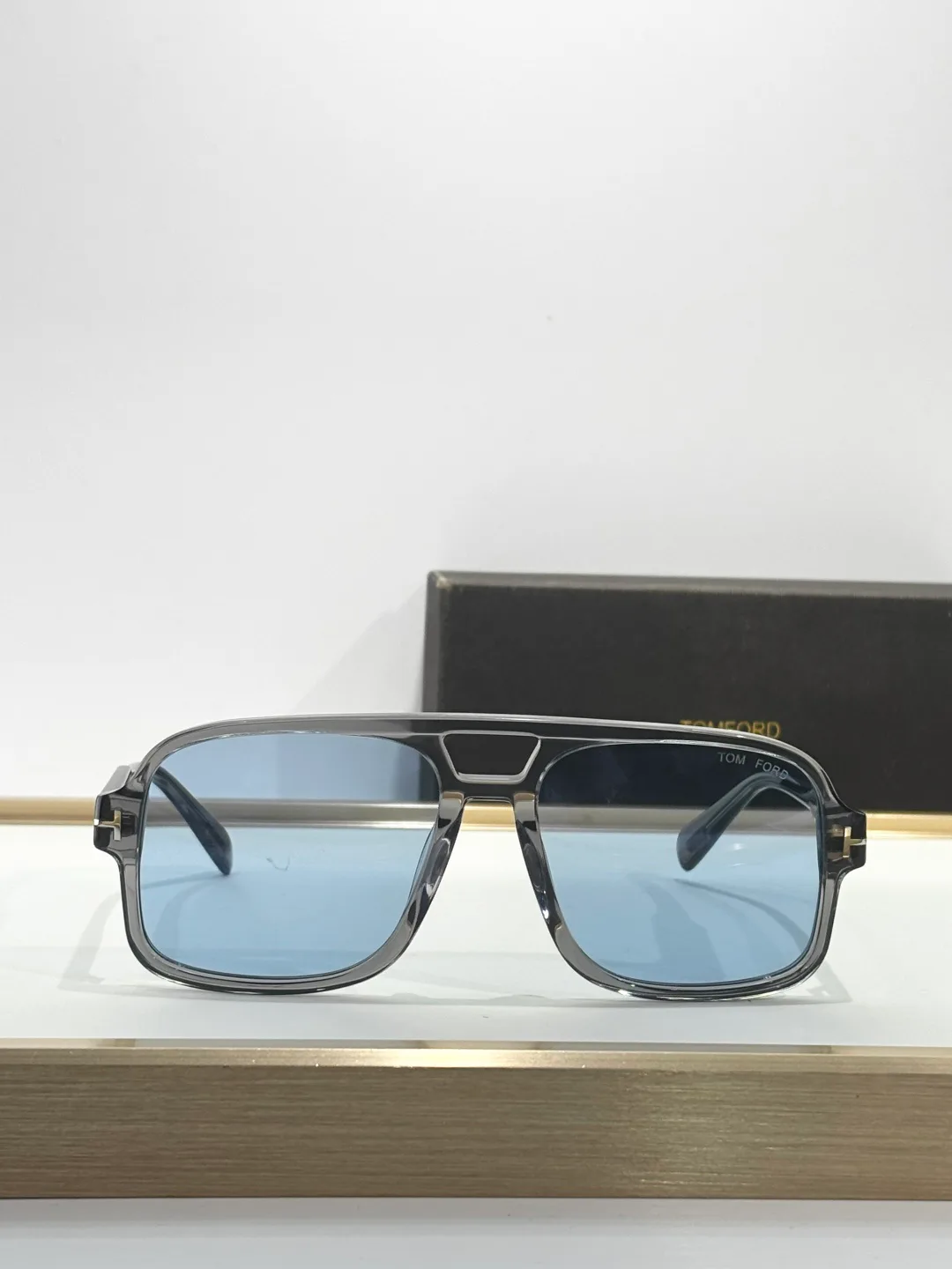 Очки Tom Ford 356098