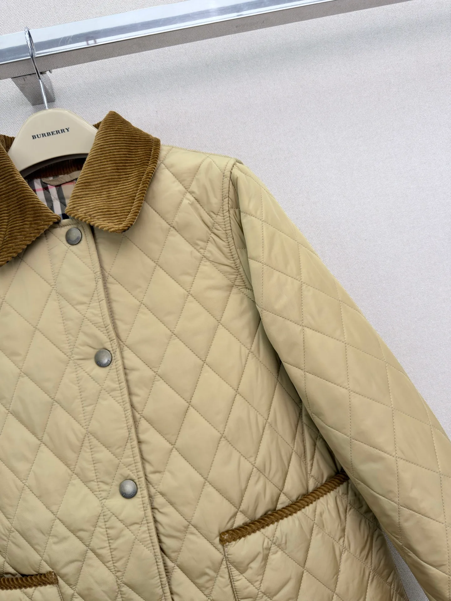 Куртки И Пуховики Женские Burberry 18056787