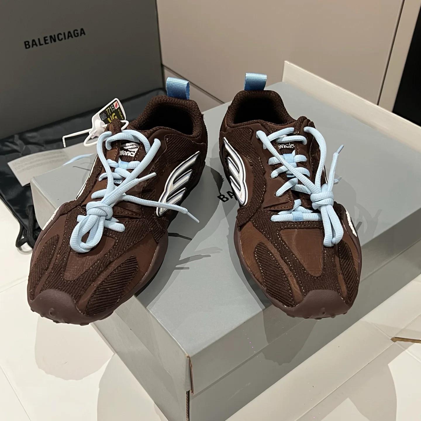 Кроссовки Женские Balenciaga 12948699