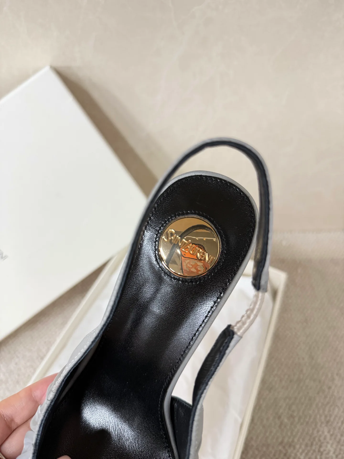 Туфли Женские Saint Laurent 710458