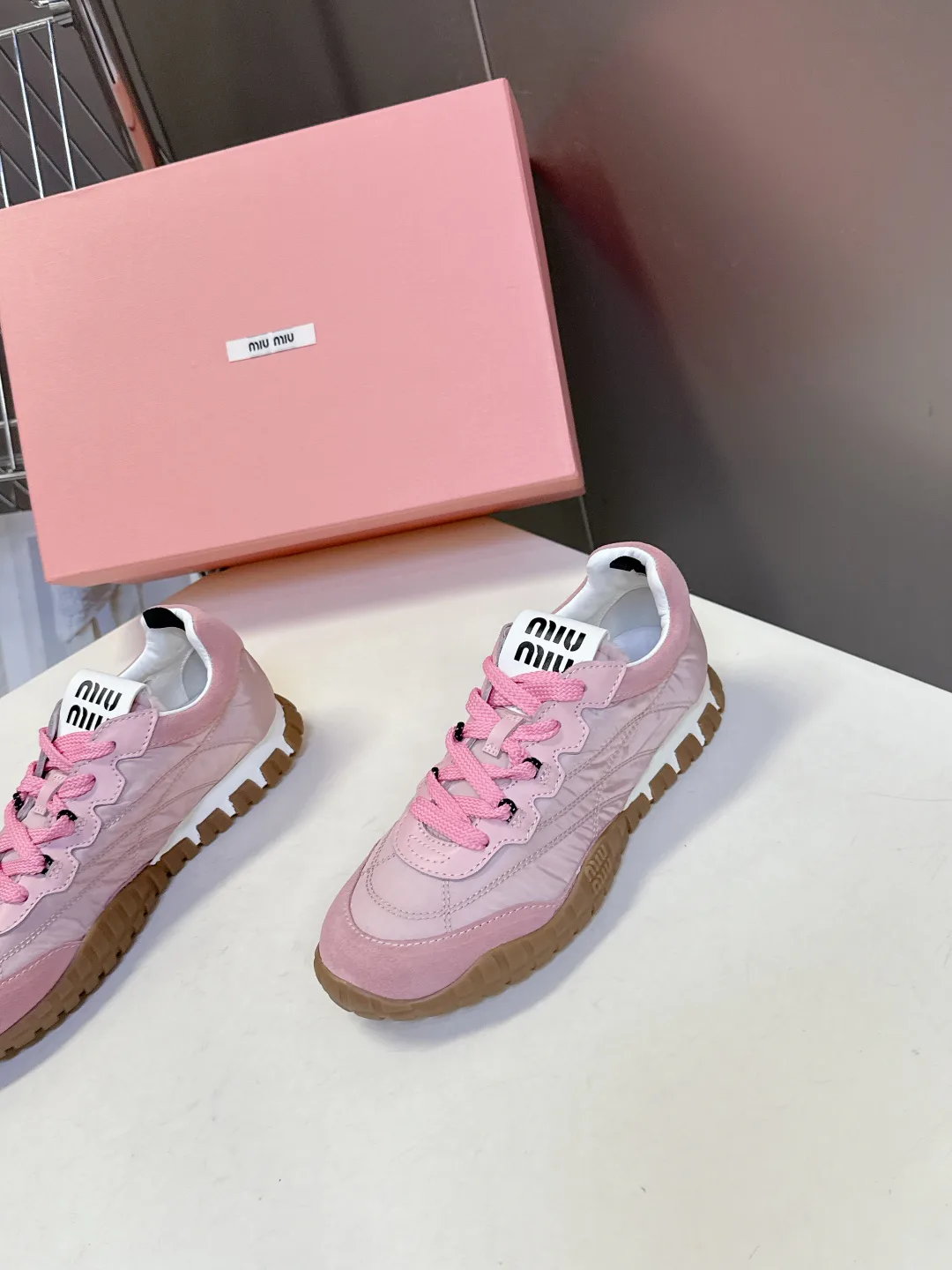 Кроссовки Женские Miu Miu 68396