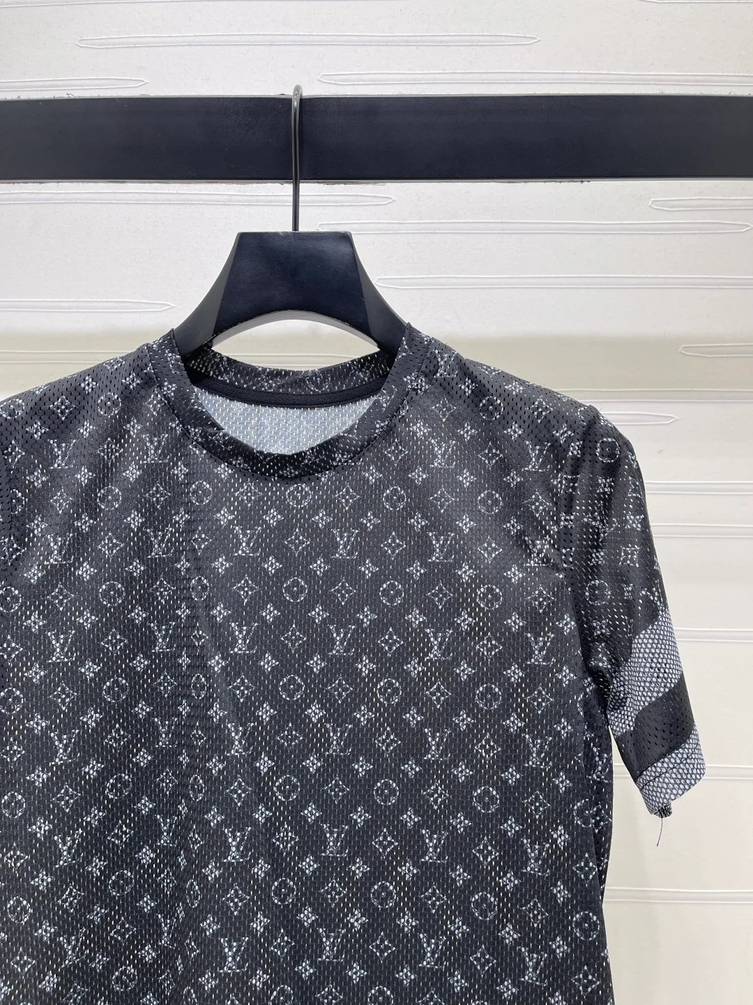Футболки Женские Louis Vuitton 17361198