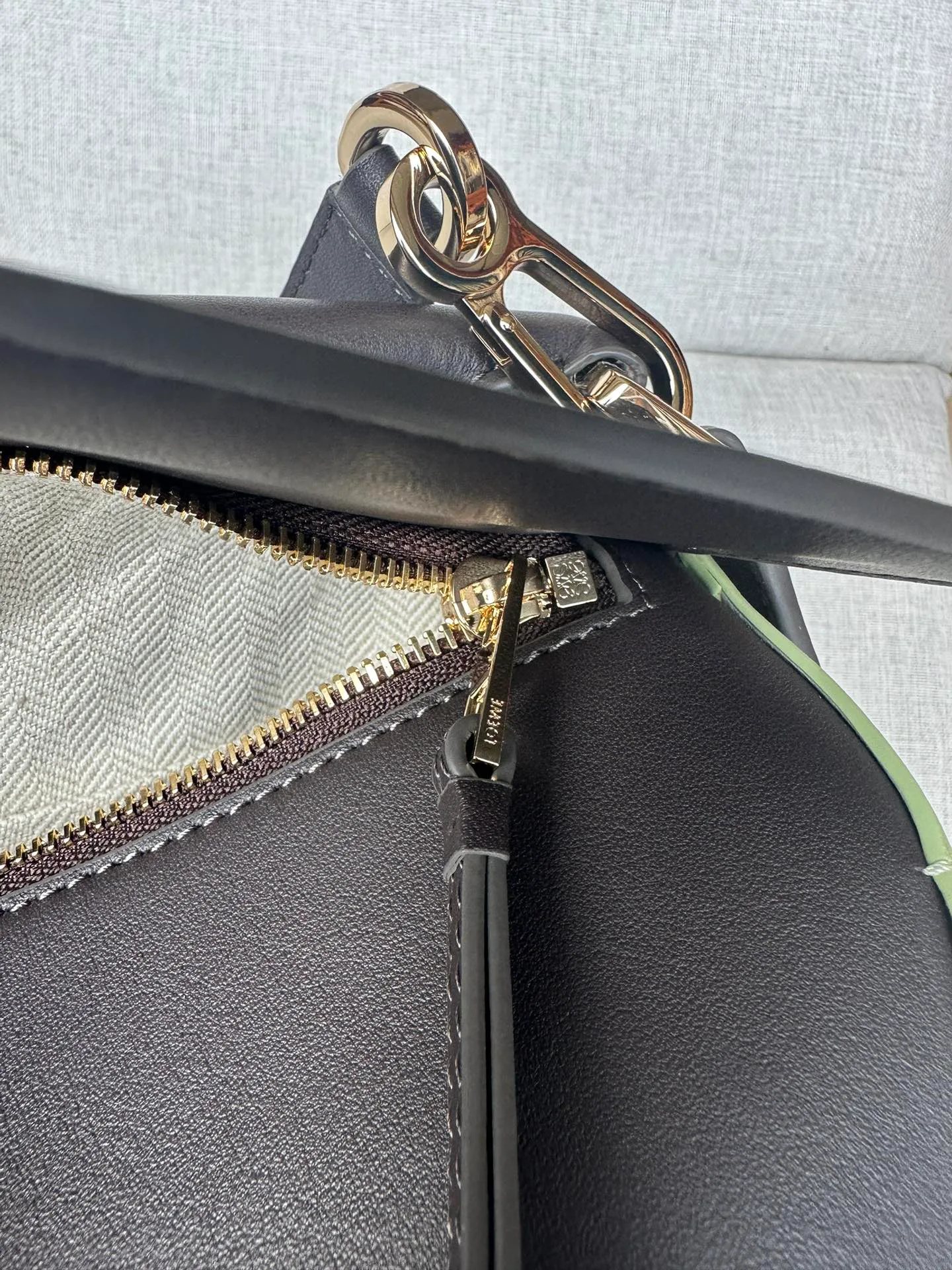 Классические Сумки Женские Loewe 11621931
