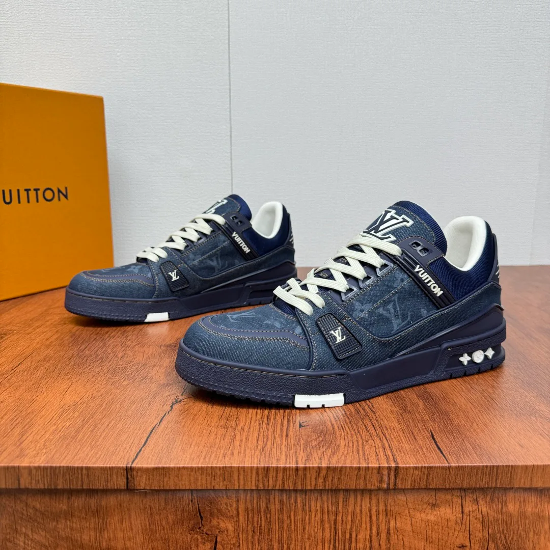 Кроссовки Мужские Louis Vuitton 1032392