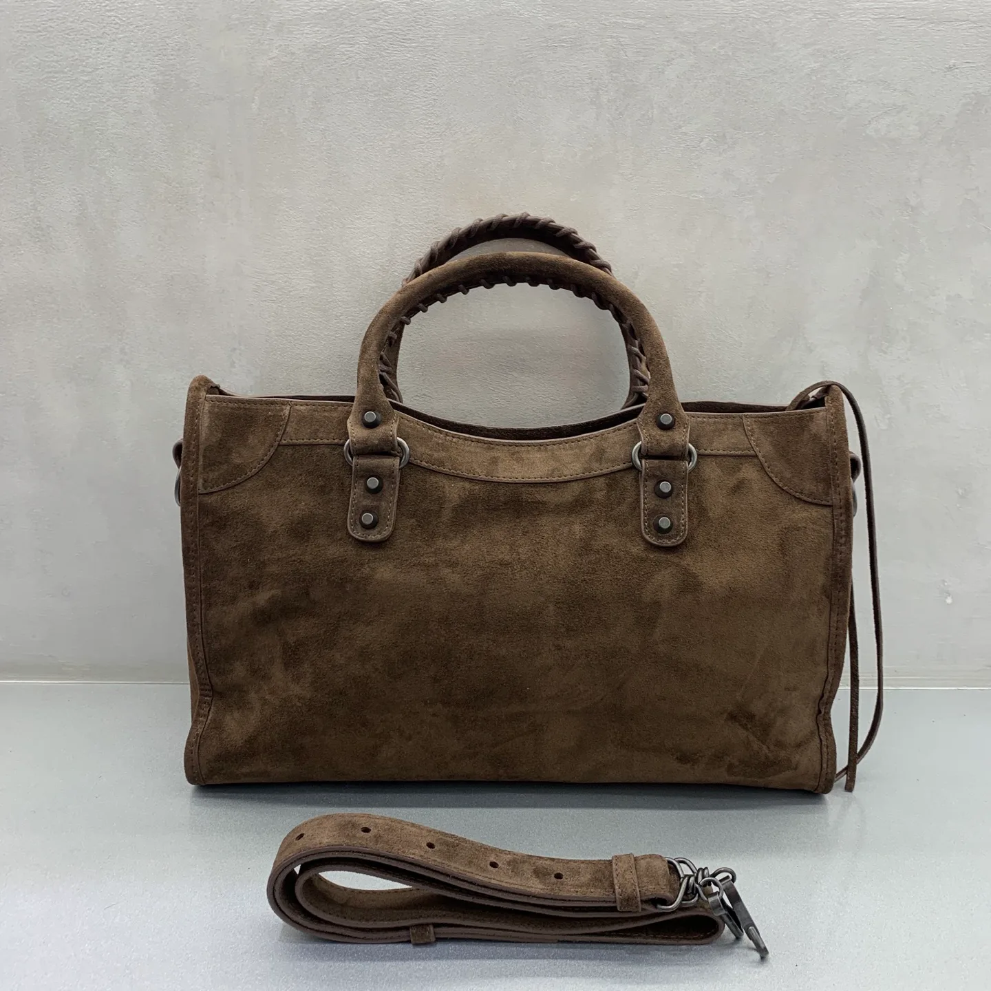 Классические Сумки Женские Balenciaga 13552747