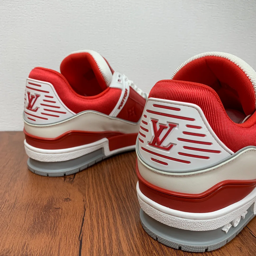 Кроссовки Мужские Louis Vuitton 1032421