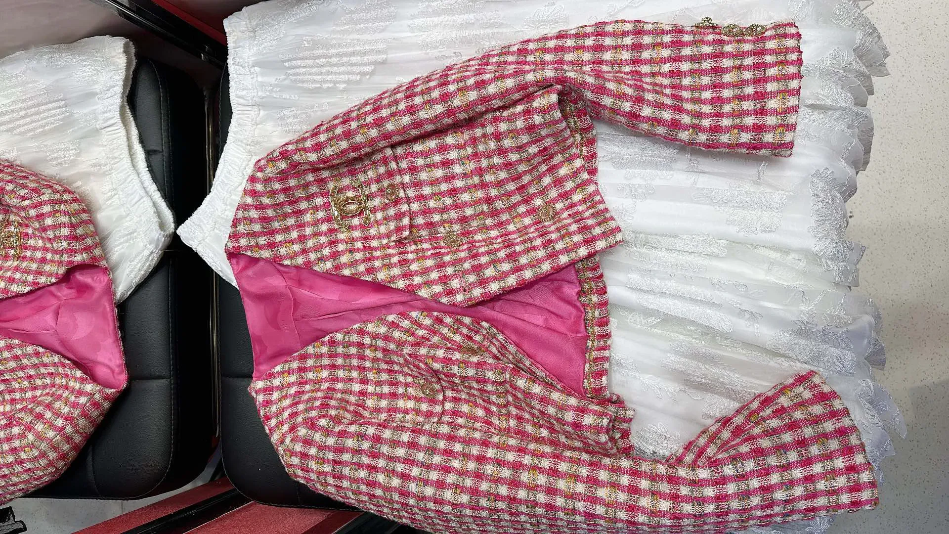 Куртки И Пуховики Женские Chanel 20209