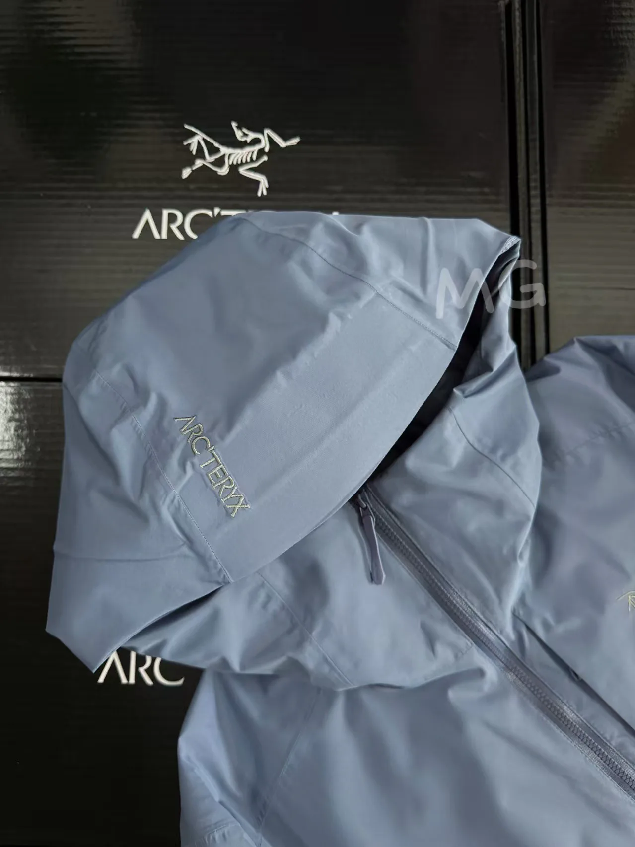 Куртки И Пуховики Женские Arcteryx 19260878