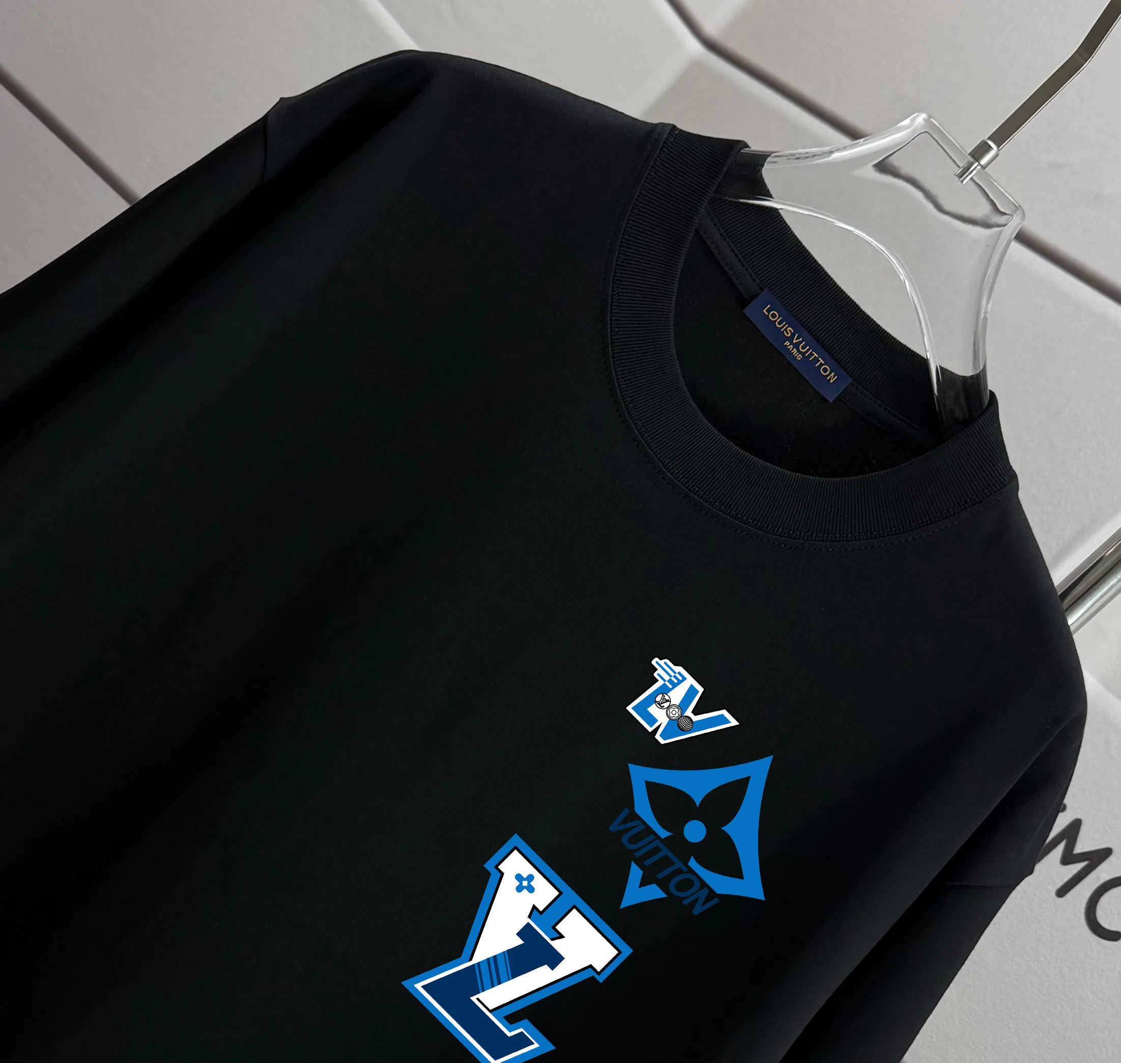 Футболки Женские Louis Vuitton 889894