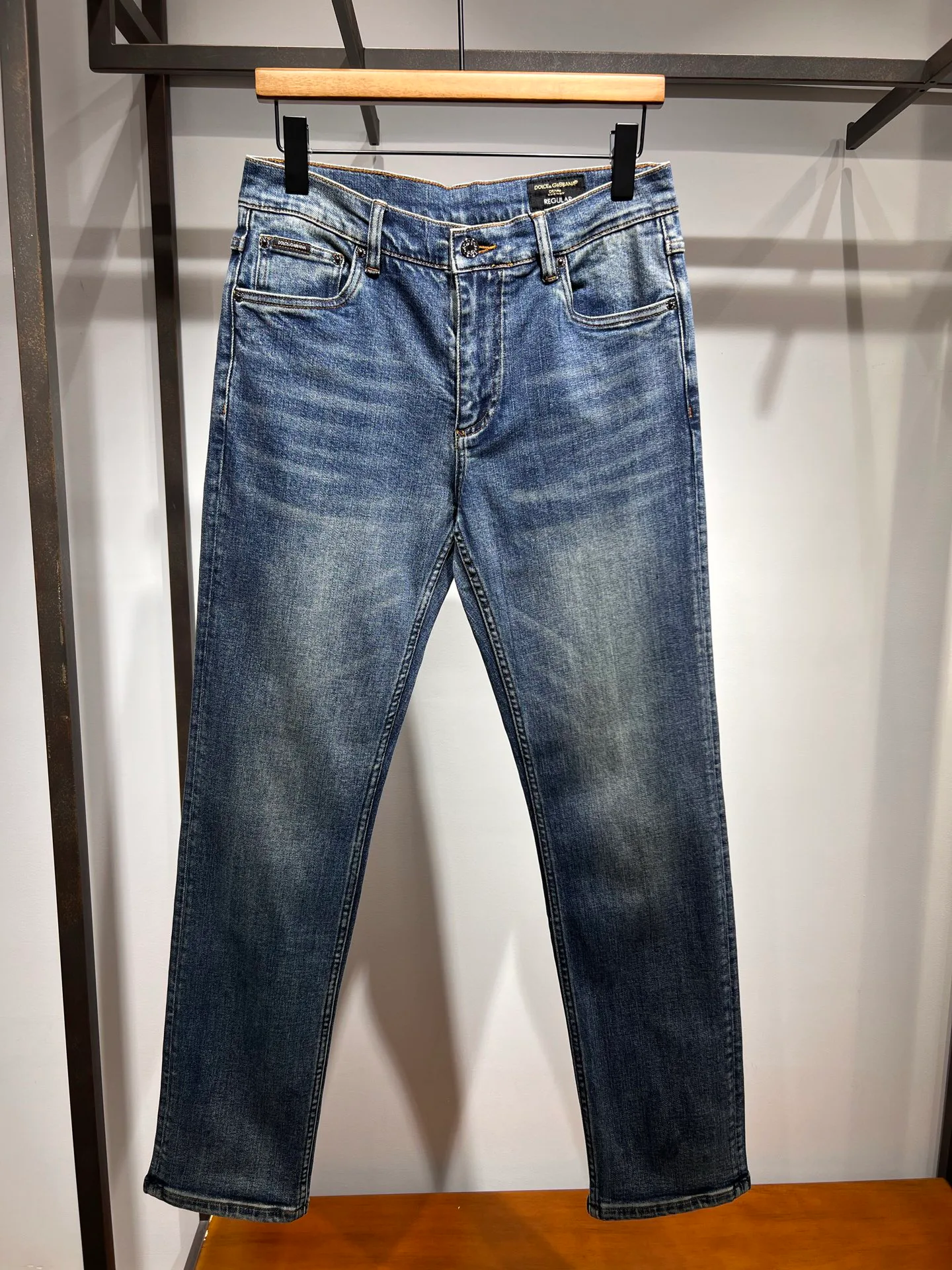 Джинсы Мужские Dolce & Gabbana 18244471