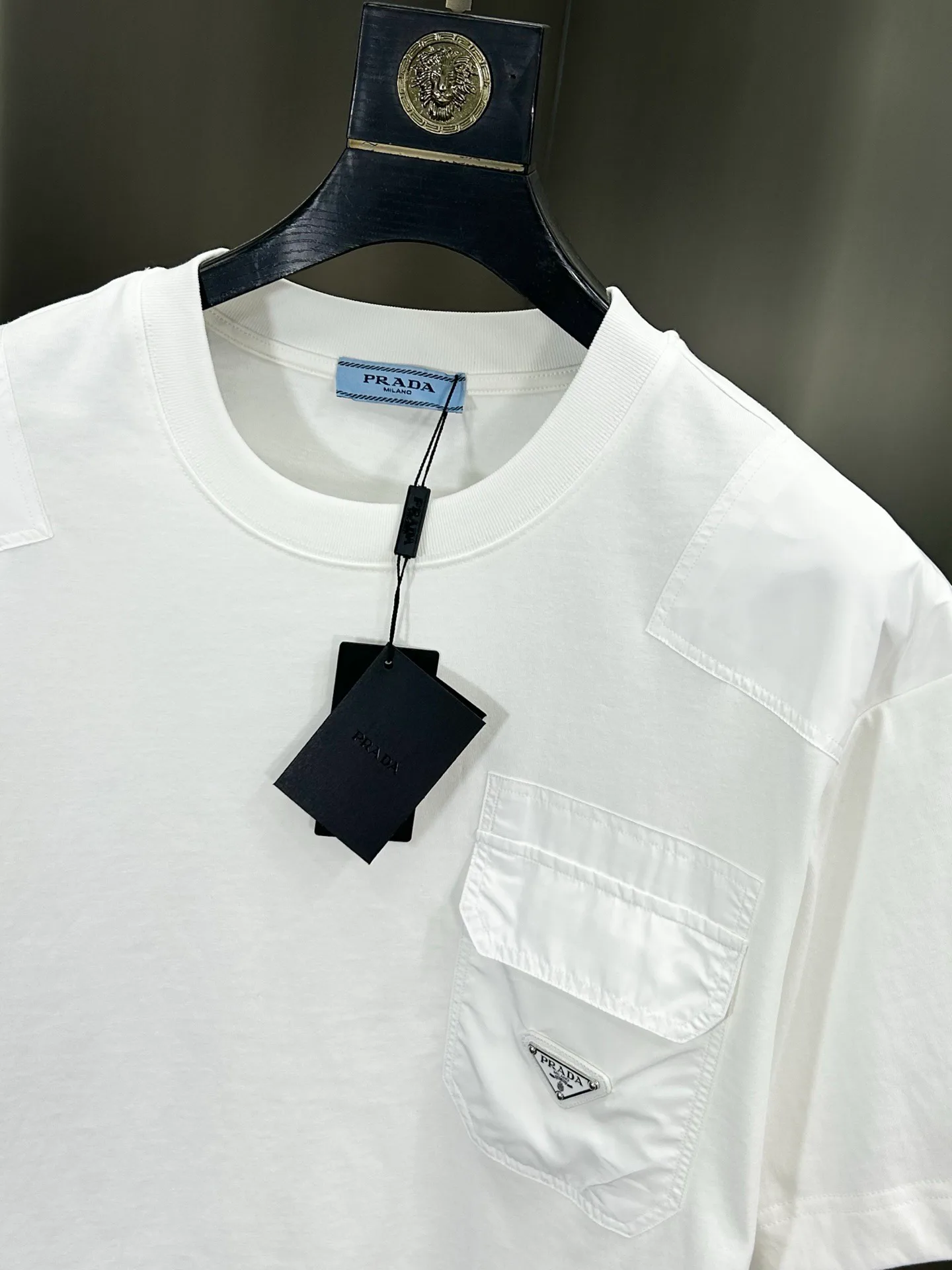 Футболки Женские Prada 11615895