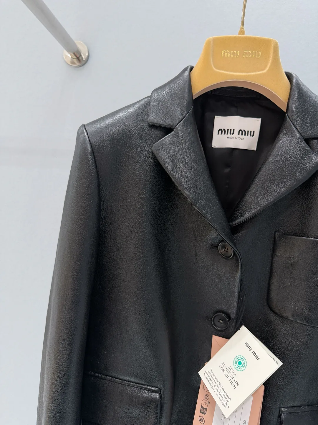 Кожаные Куртки И Дублёнки Женские Miu Miu 5308458