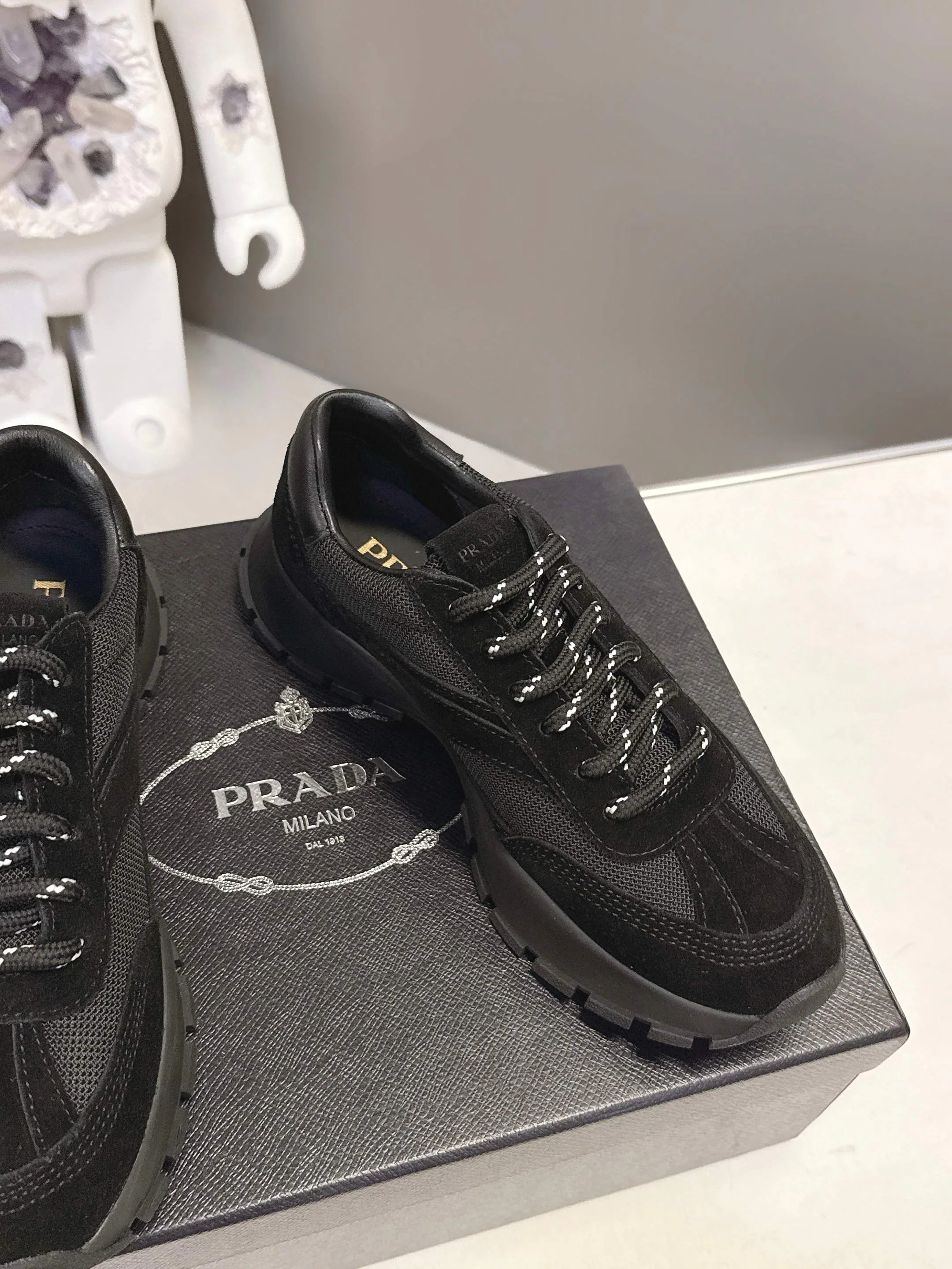 Кроссовки Женские Prada 17803504