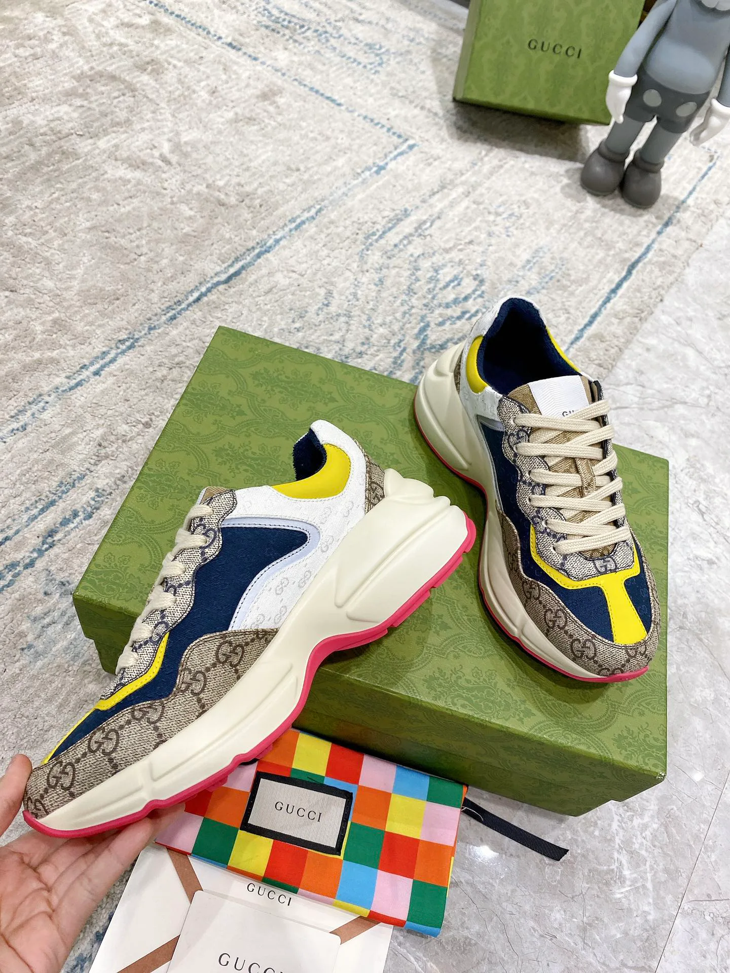 Кроссовки Женские Gucci 375817