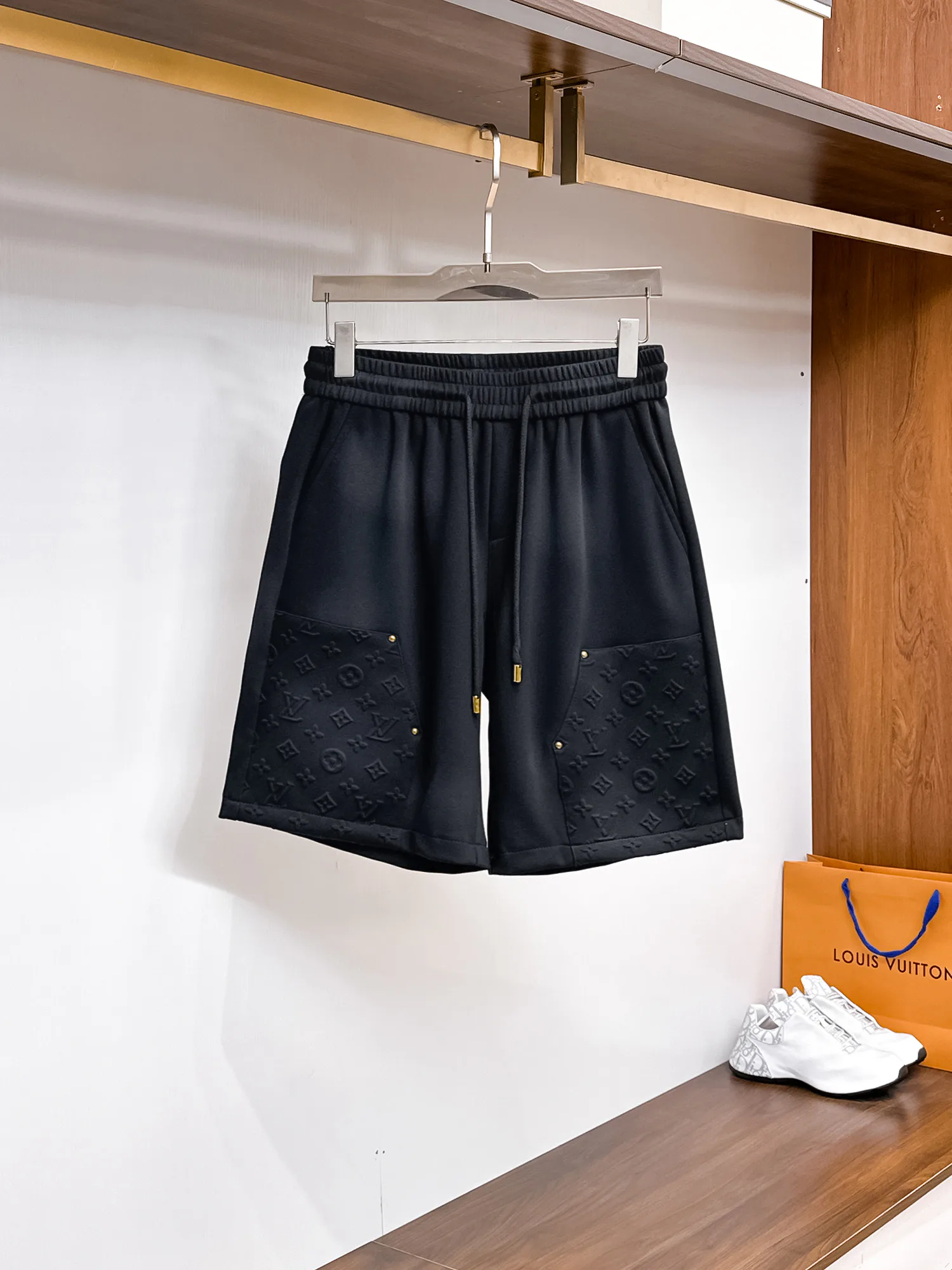 Шорты Мужские Louis Vuitton 13417575