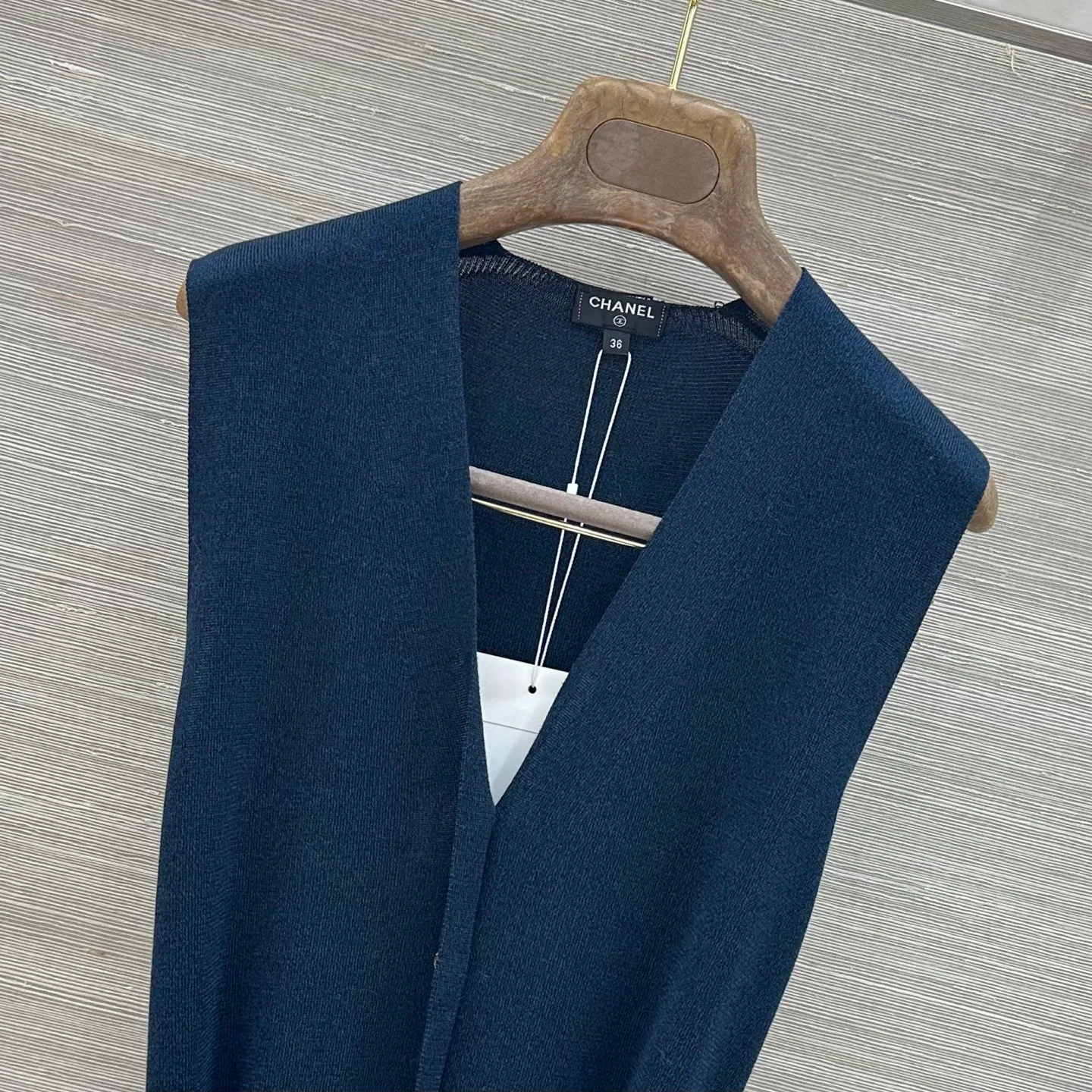 Жилеты Женские Chanel 19131362