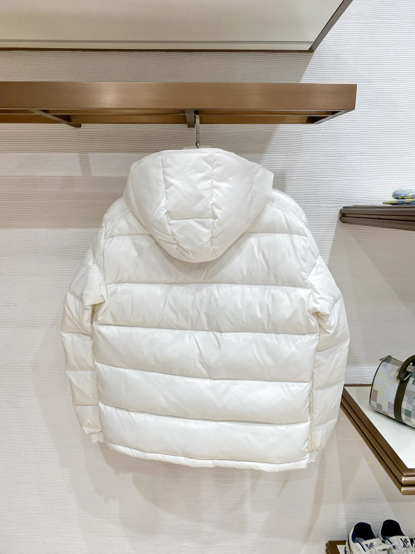Куртки И Пуховики Женские Moncler 18741443